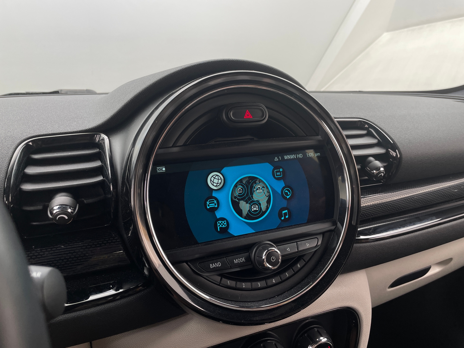 Thumbnail: 2019 MINI Cooper Clubman - 3