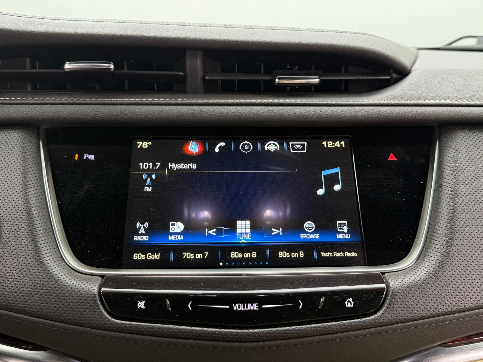 Thumbnail: 2019 Cadillac XT5 - 3