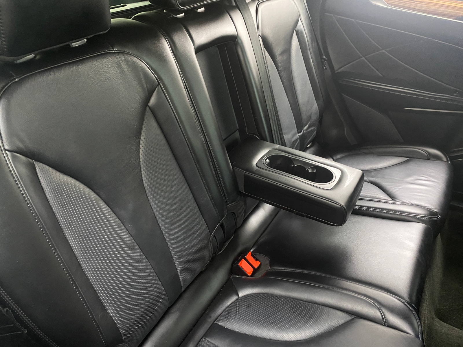 Thumbnail: 2016 Lincoln MKC - 5