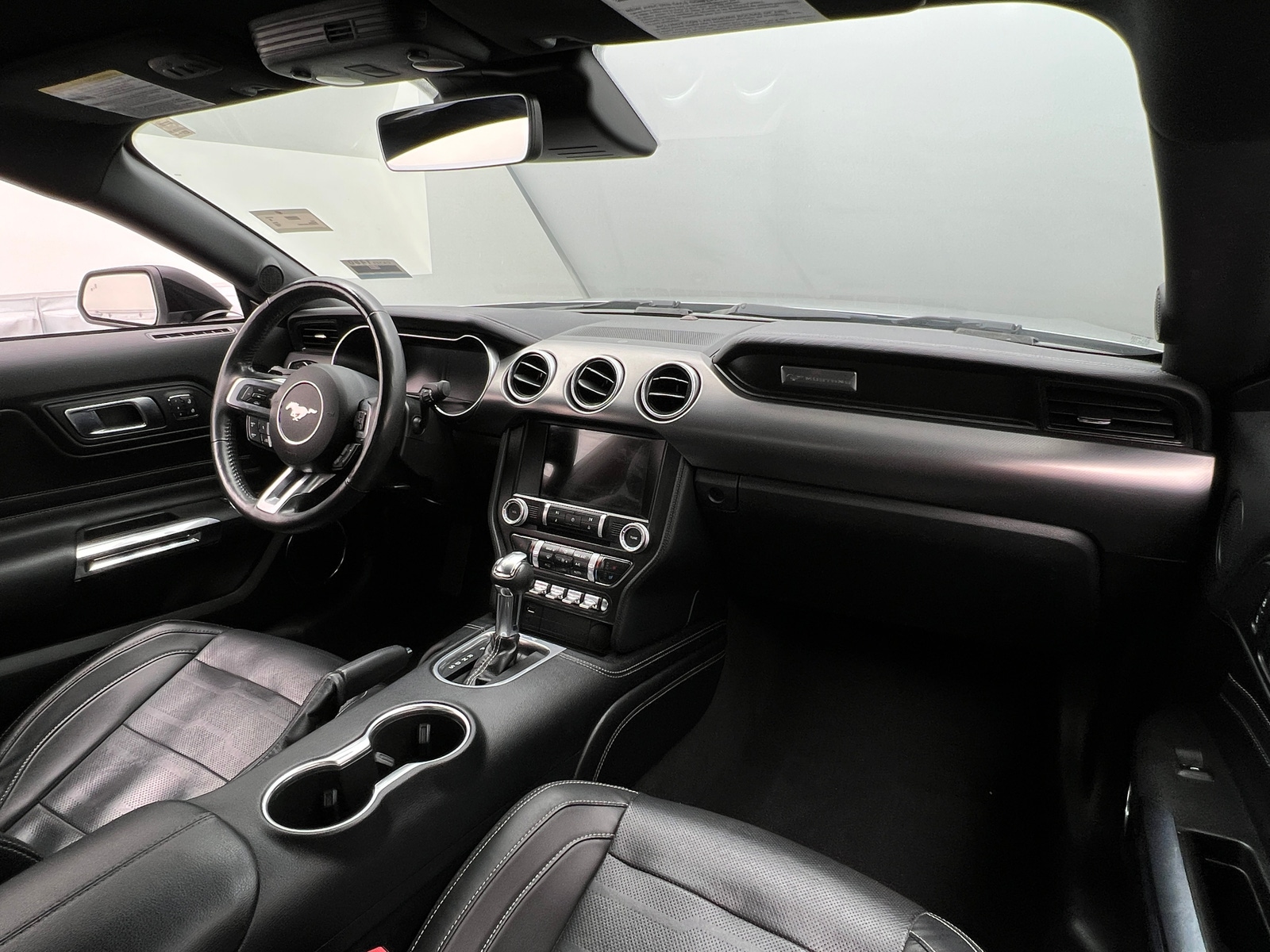 Thumbnail: 2022 Ford Mustang - 2
