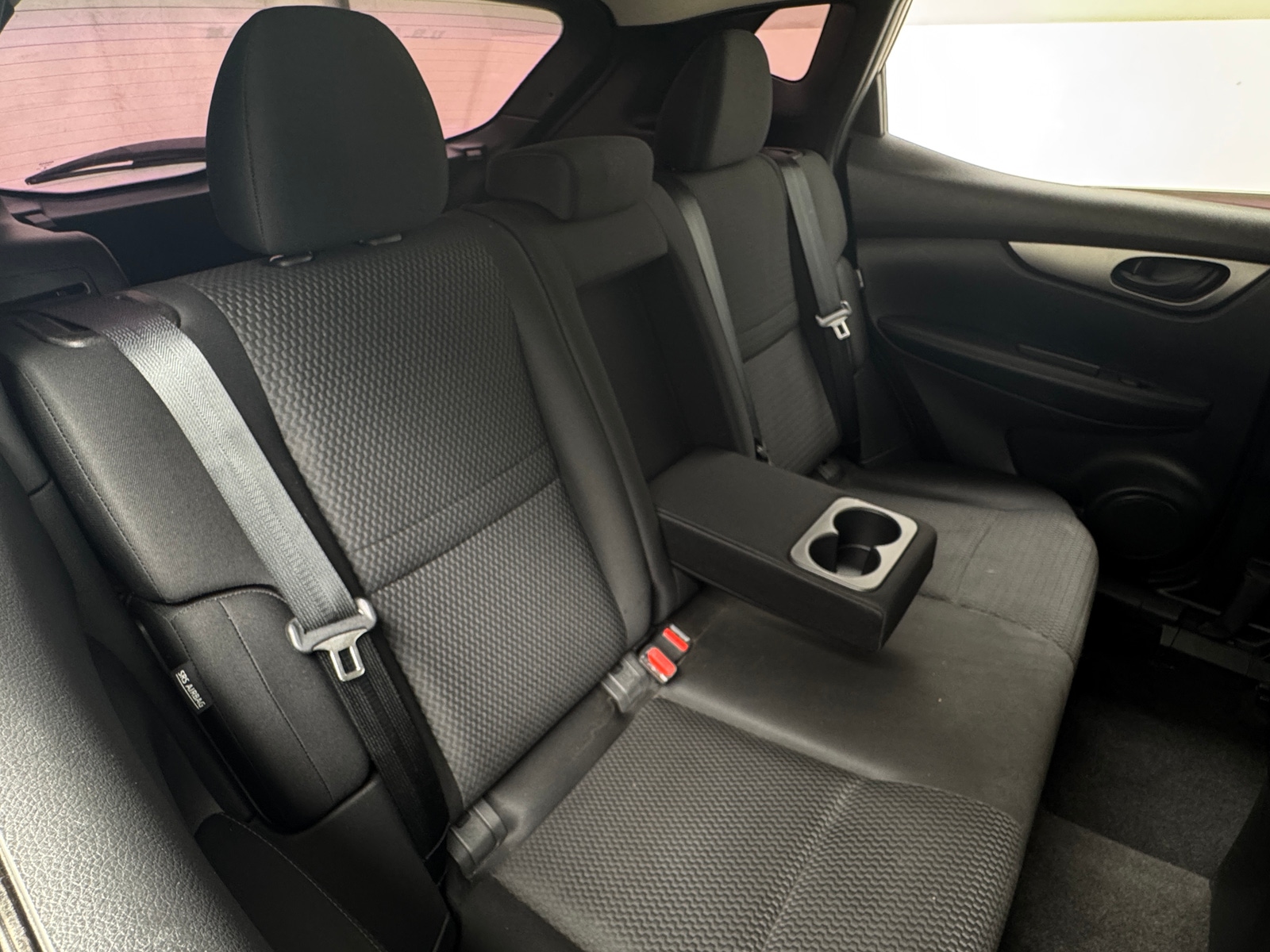 Thumbnail: 2020 Nissan Rogue Sport - 6