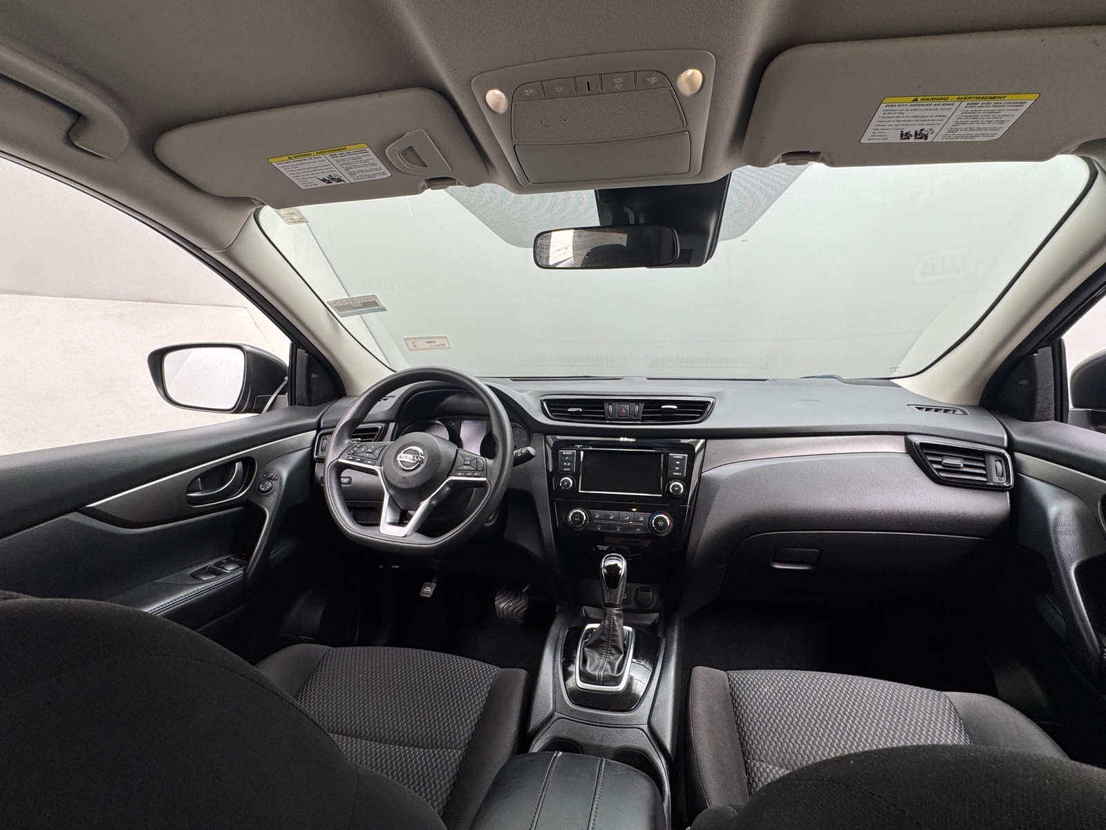 Thumbnail: 2020 Nissan Rogue Sport - 3