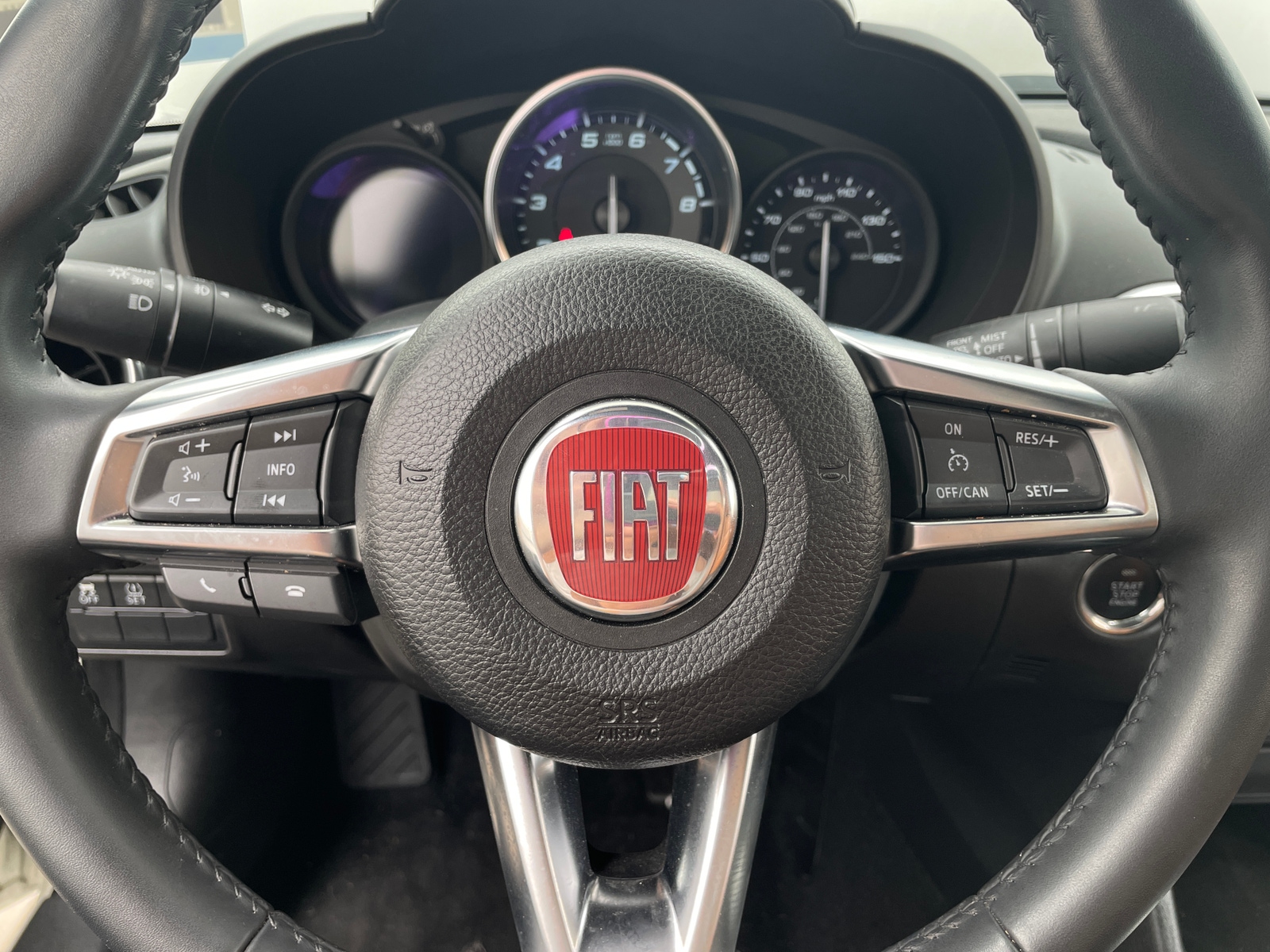 Thumbnail: 2017 Fiat 124 Spider - 4