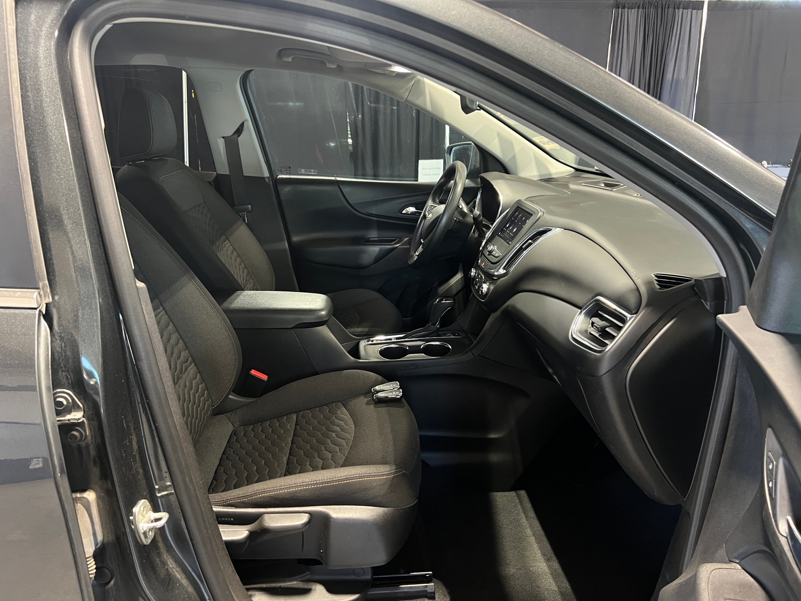 Thumbnail: 2021 Chevrolet Equinox - 2