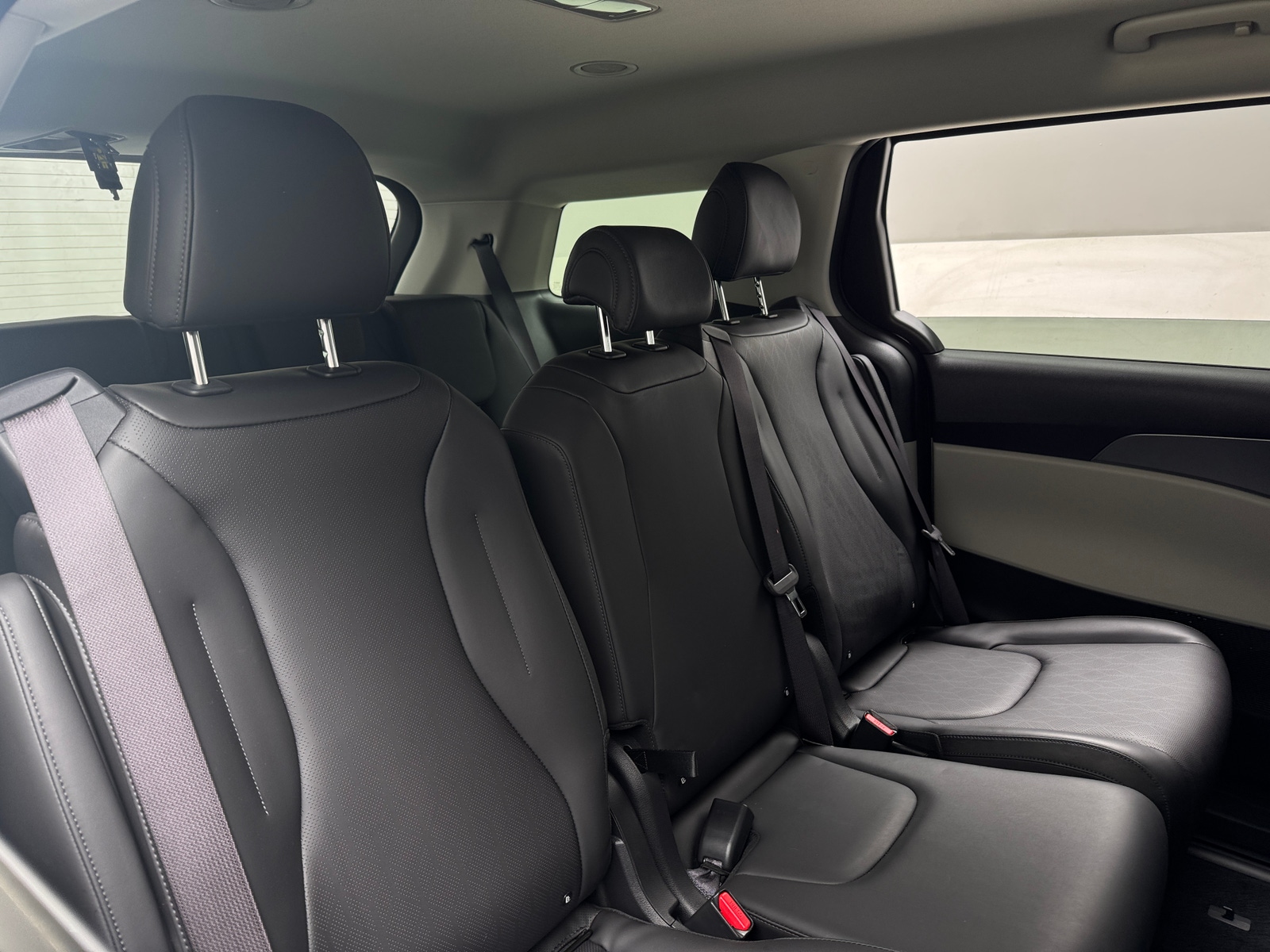 Thumbnail: 2024 Kia Carnival - 5