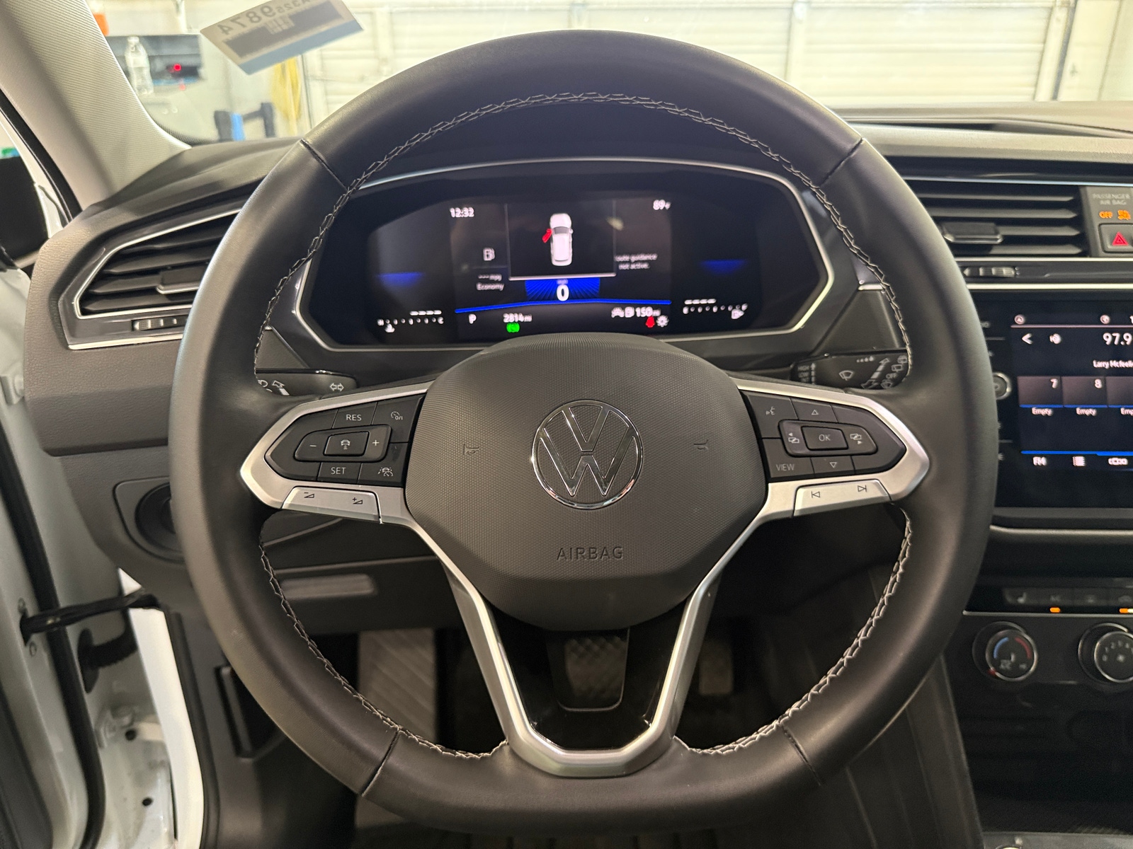 Thumbnail: 2024 Volkswagen Tiguan - 5