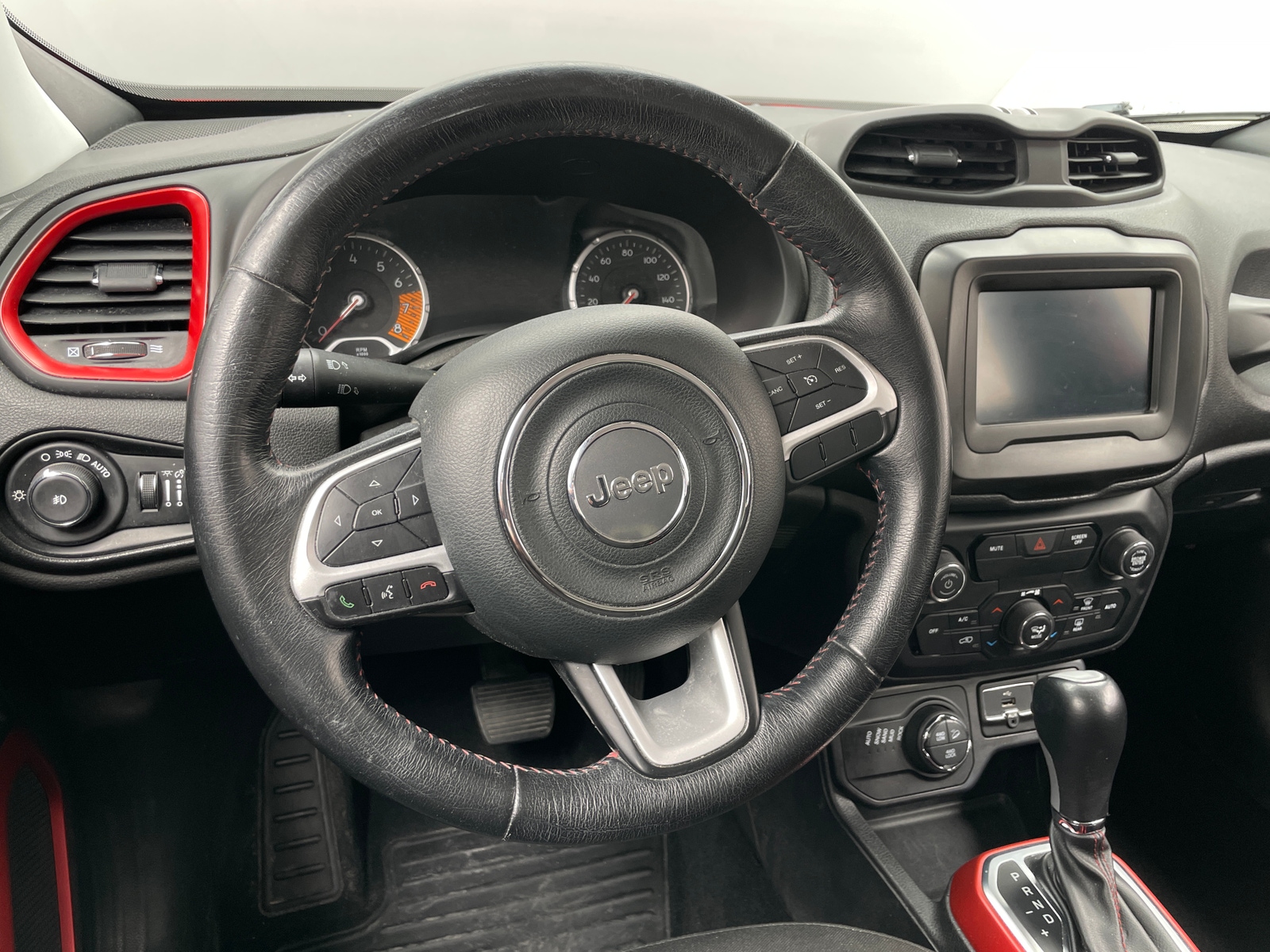 Thumbnail: 2019 Jeep Renegade - 5