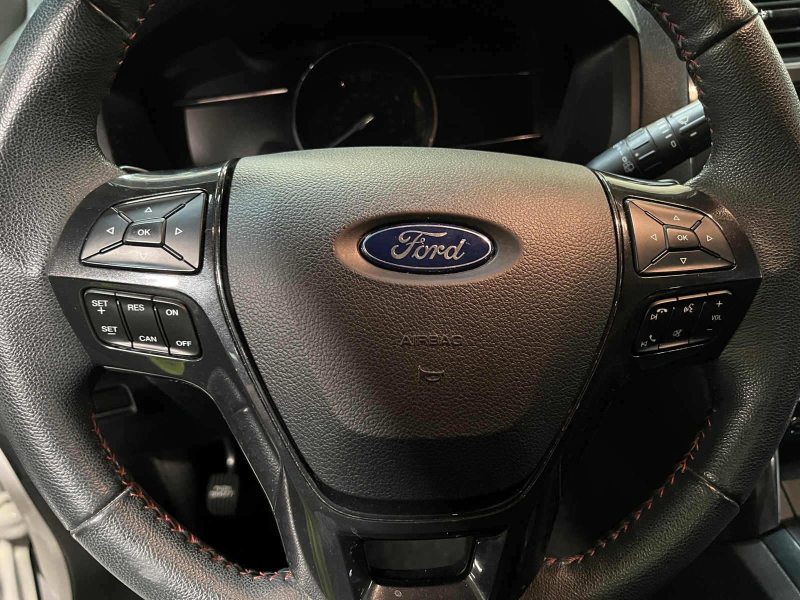Thumbnail: 2018 Ford Explorer - 4