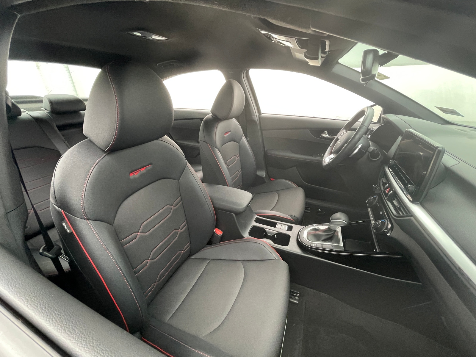 Thumbnail: 2022 Kia Forte - 2