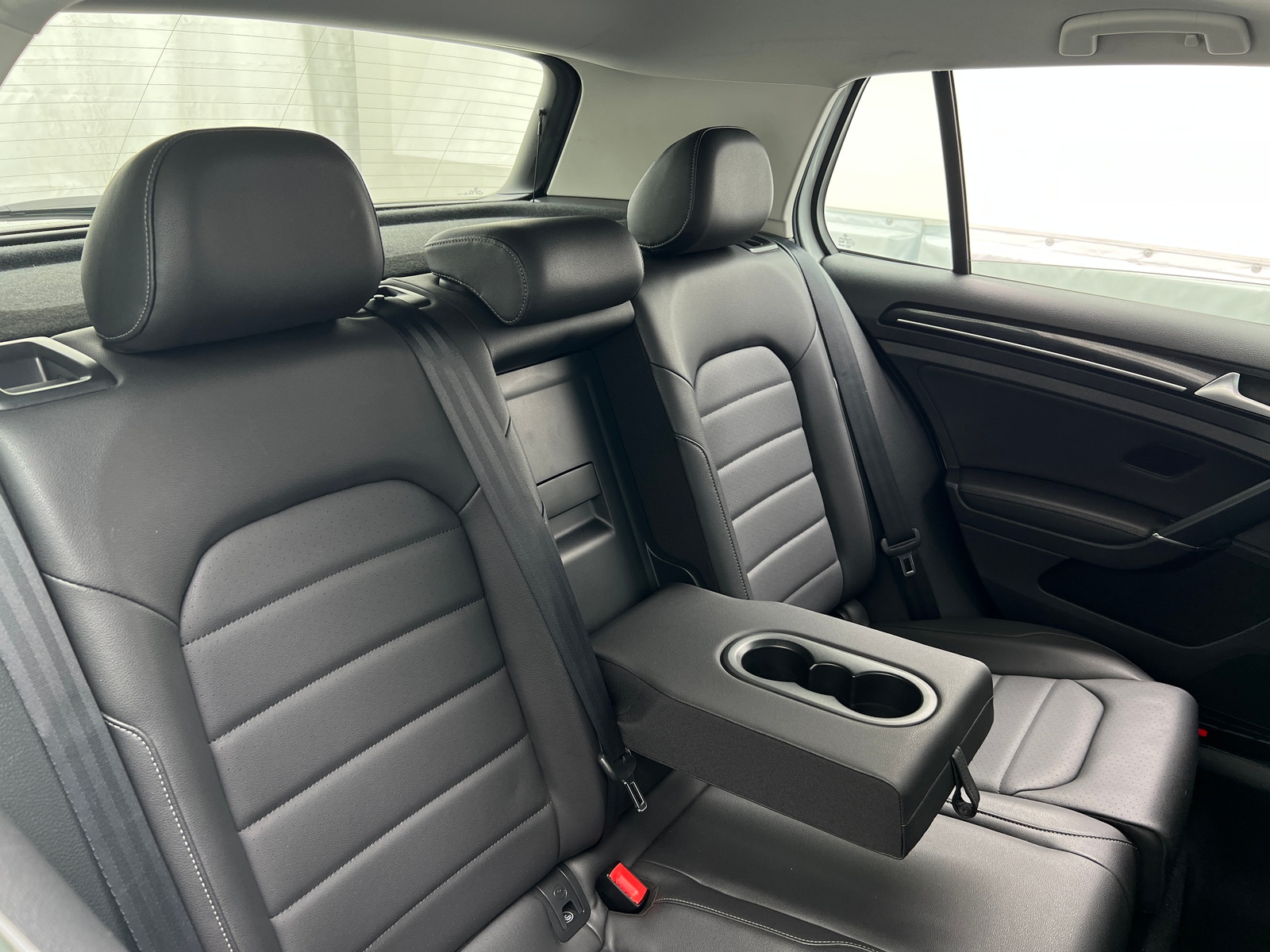 Thumbnail: 2015 Volkswagen Golf - 5