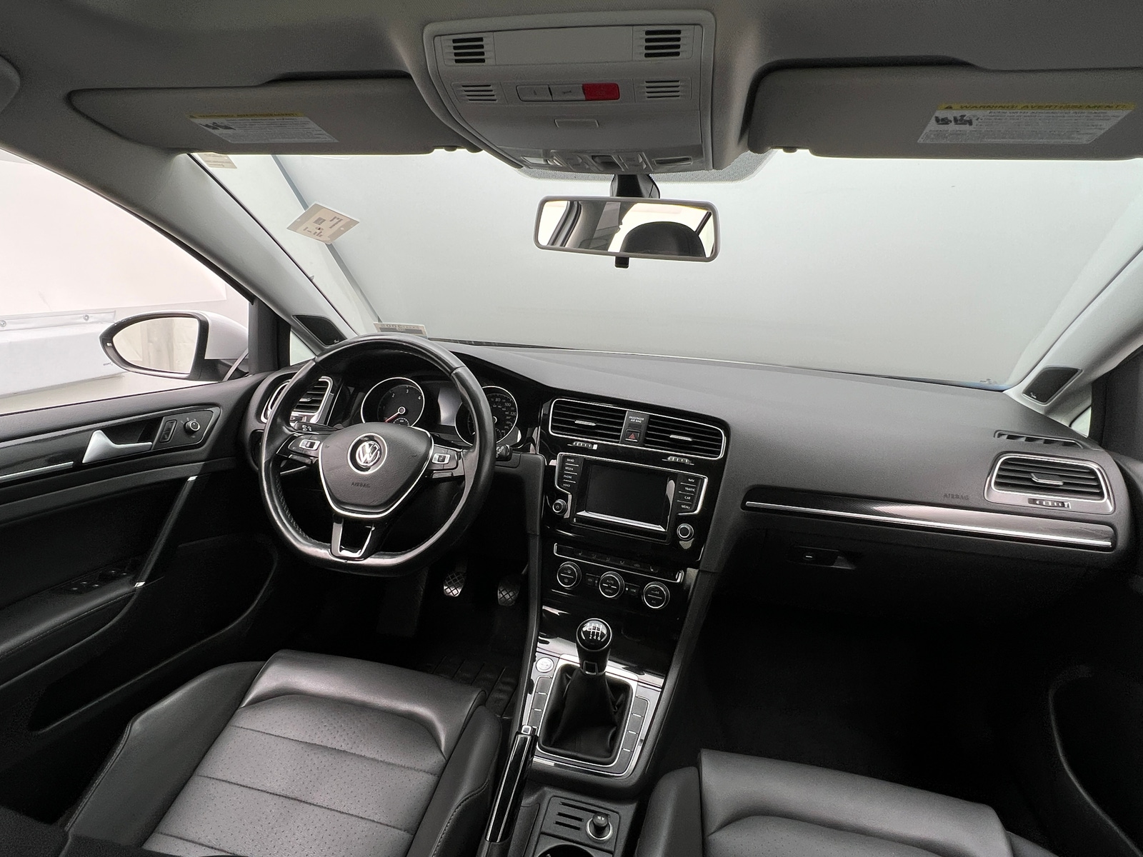 Thumbnail: 2015 Volkswagen Golf - 2