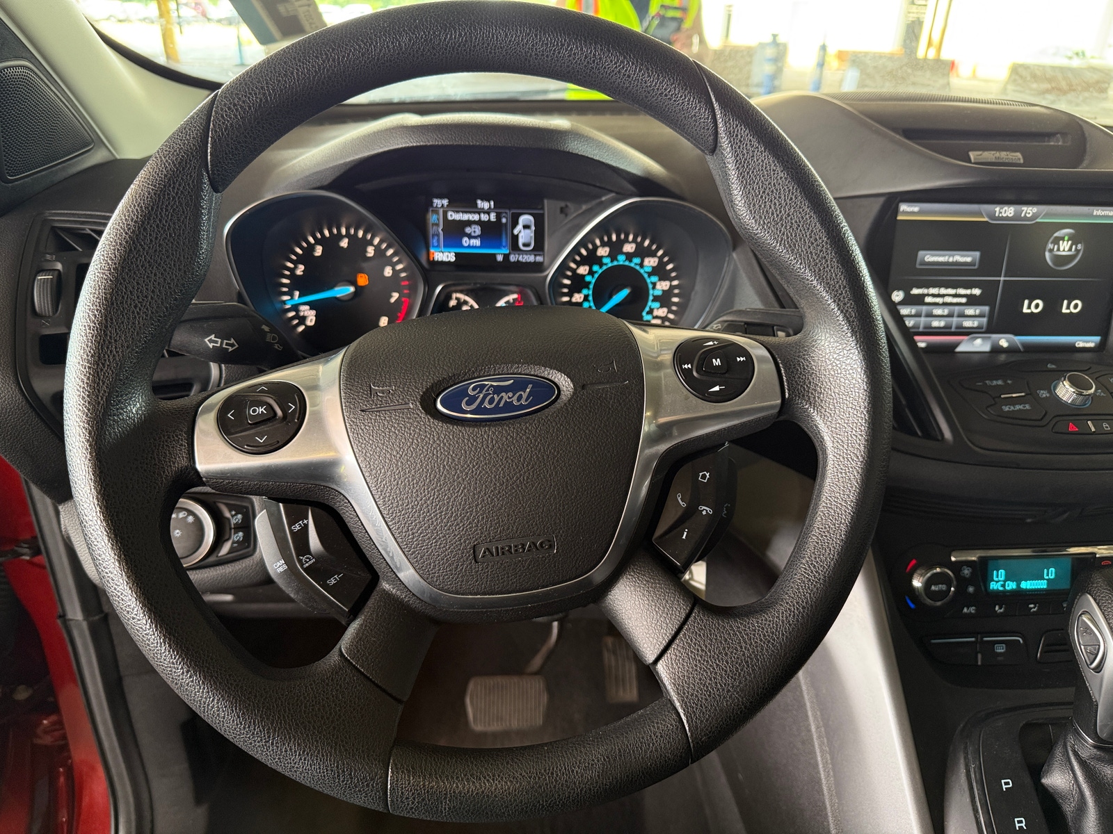 Thumbnail: 2014 Ford Escape - 3