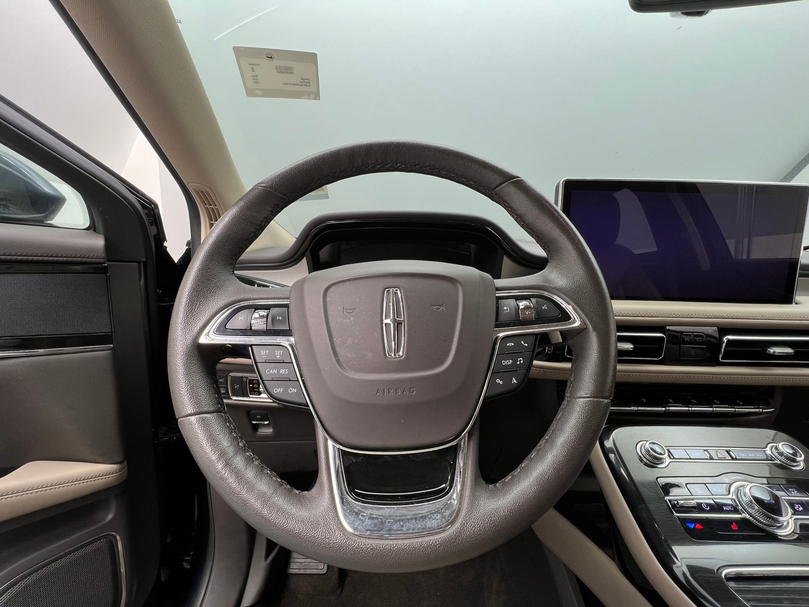 Thumbnail: 2022 Lincoln Nautilus - 4