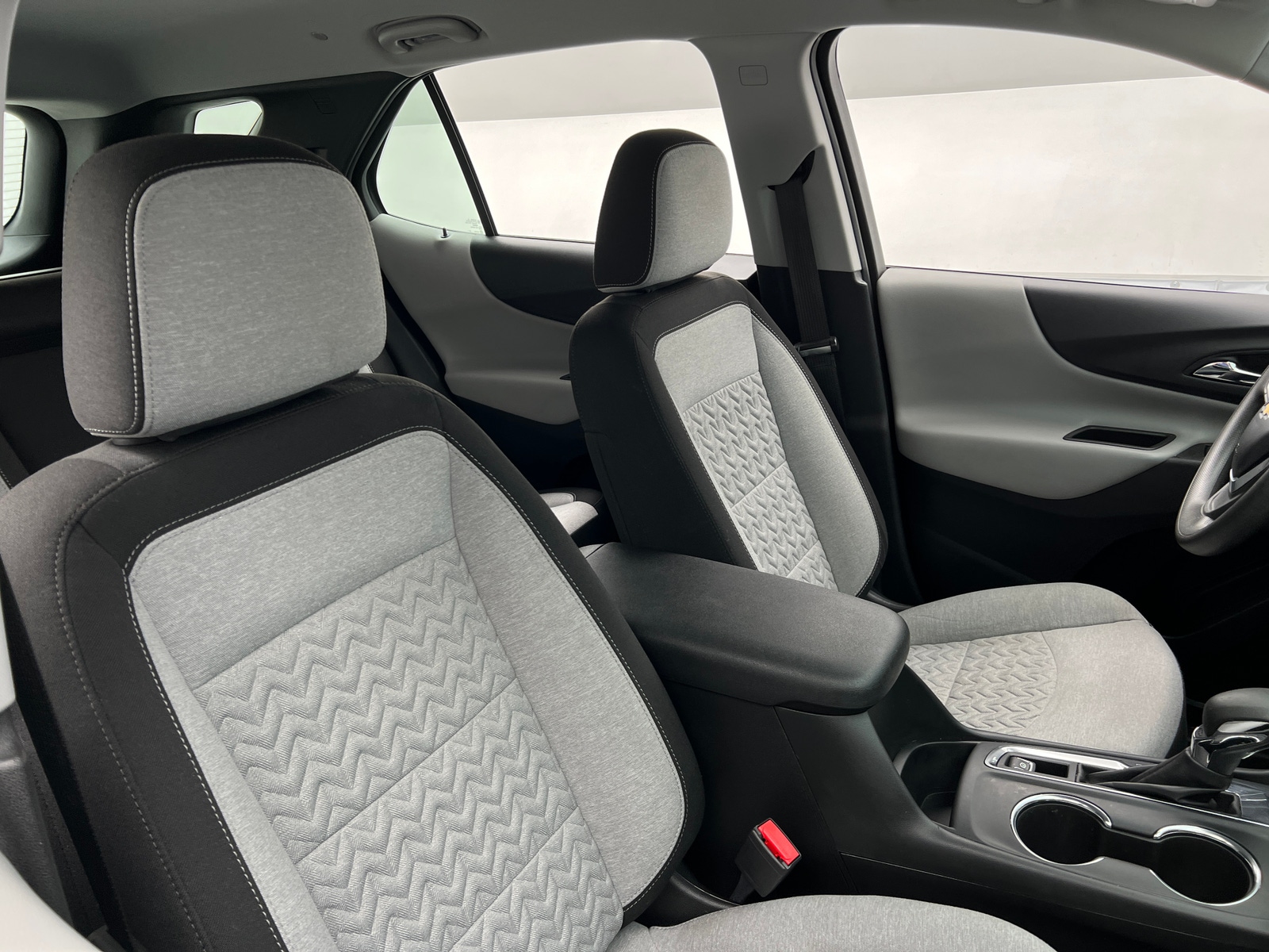 Thumbnail: 2023 Chevrolet Equinox - 2
