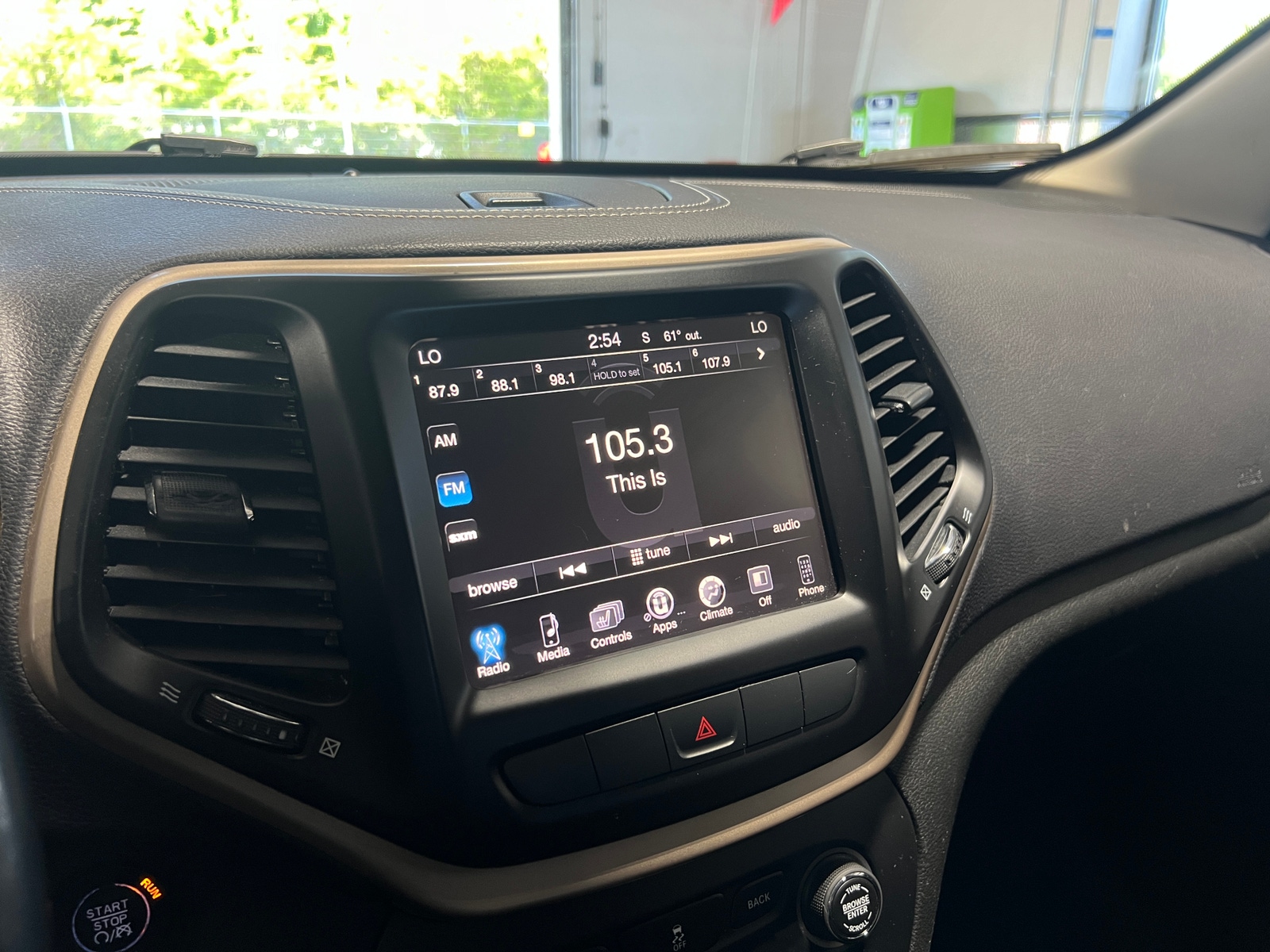 Thumbnail: 2014 Jeep Cherokee - 3
