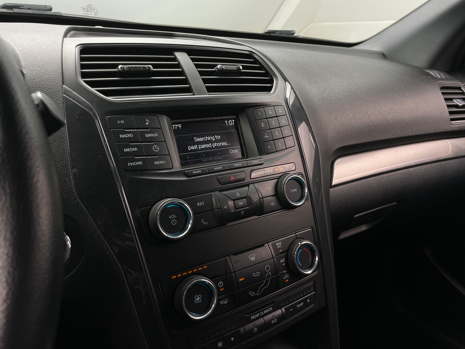 Thumbnail: 2018 Ford Explorer - 4
