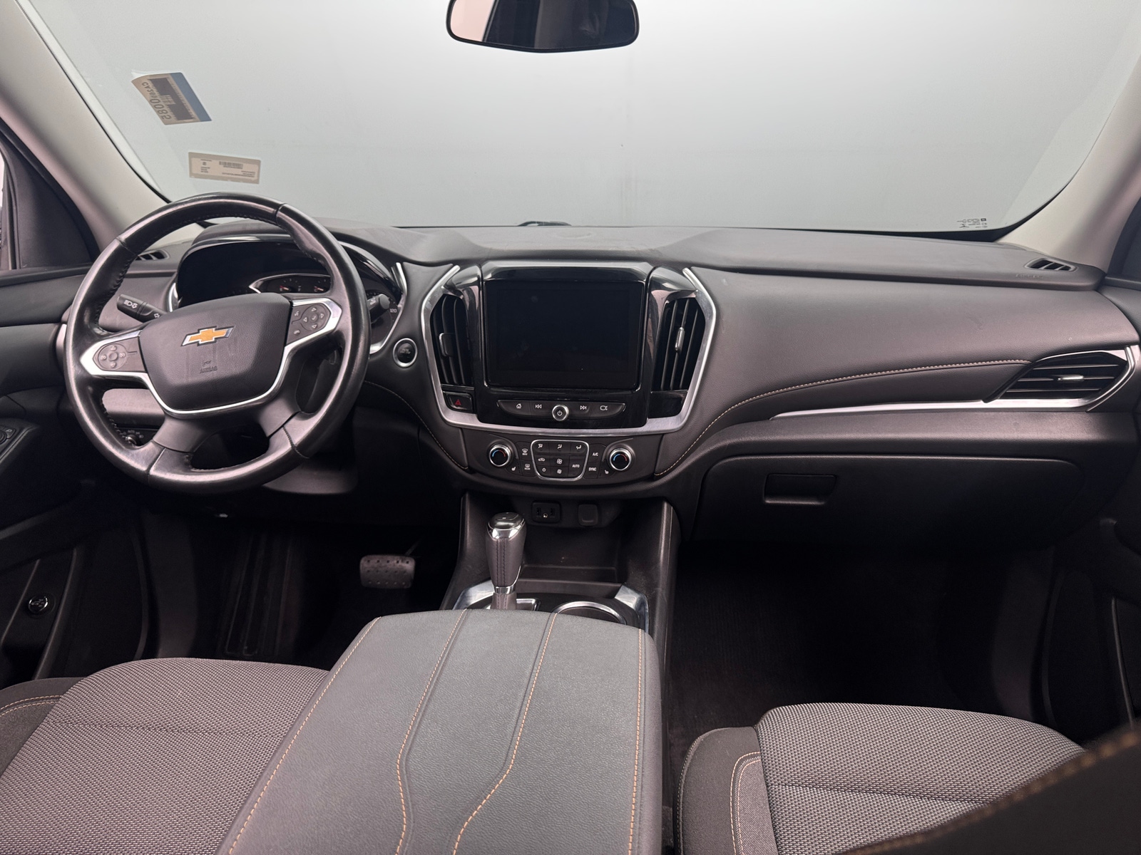 Thumbnail: 2019 Chevrolet Traverse - 3