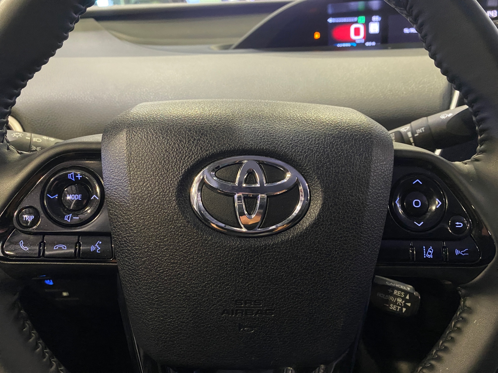 Thumbnail: 2022 Toyota Prius Prime - 5