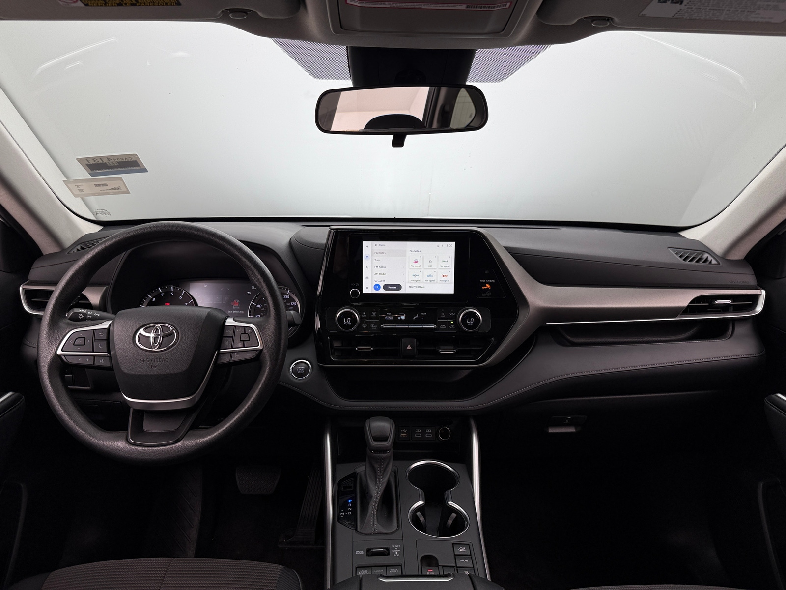Thumbnail: 2023 Toyota Highlander - 3