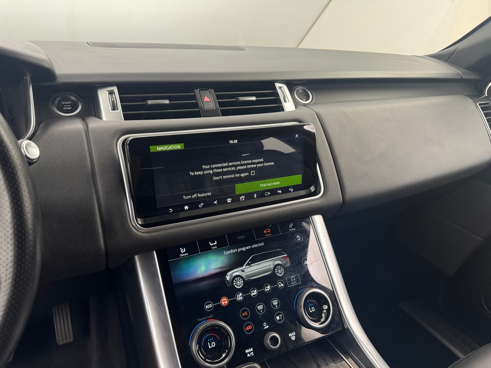Thumbnail: 2019 Land Rover Range Rover Sport - 3