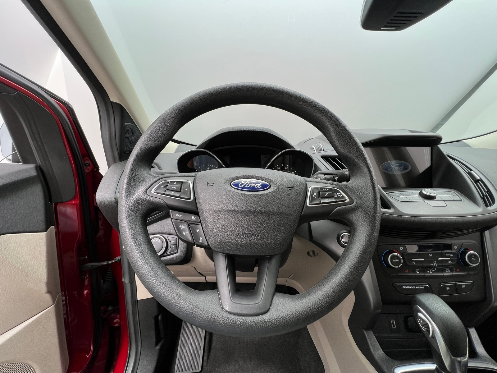 Thumbnail: 2019 Ford Escape - 5