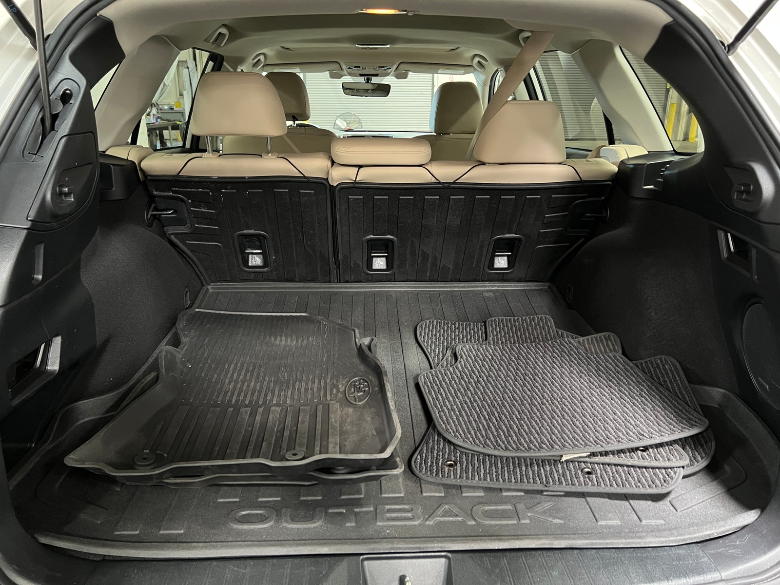 Thumbnail: 2019 Subaru Outback - 6