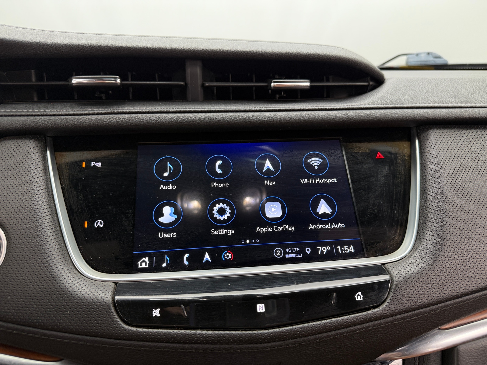 Thumbnail: 2021 Cadillac XT5 - 3