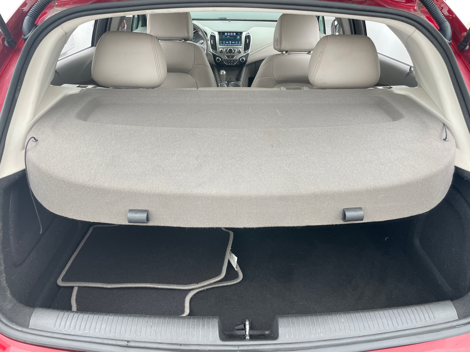 Thumbnail: 2018 Chevrolet Cruze - 6