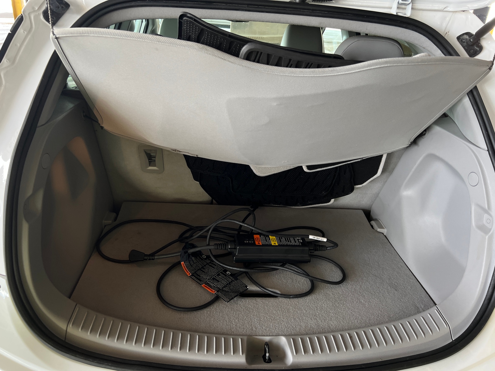Thumbnail: 2019 Chevrolet Bolt EV - 6