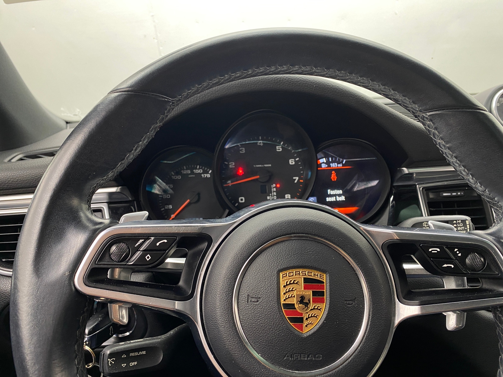 Thumbnail: 2017 Porsche Macan - 4