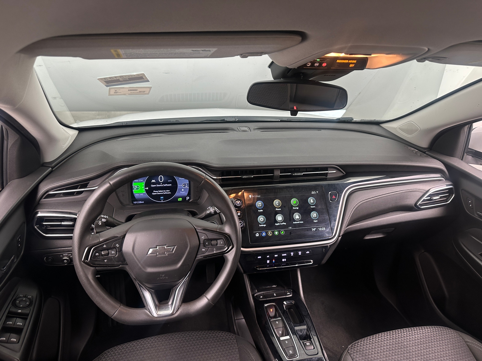Thumbnail: 2023 Chevrolet Bolt EUV - 3
