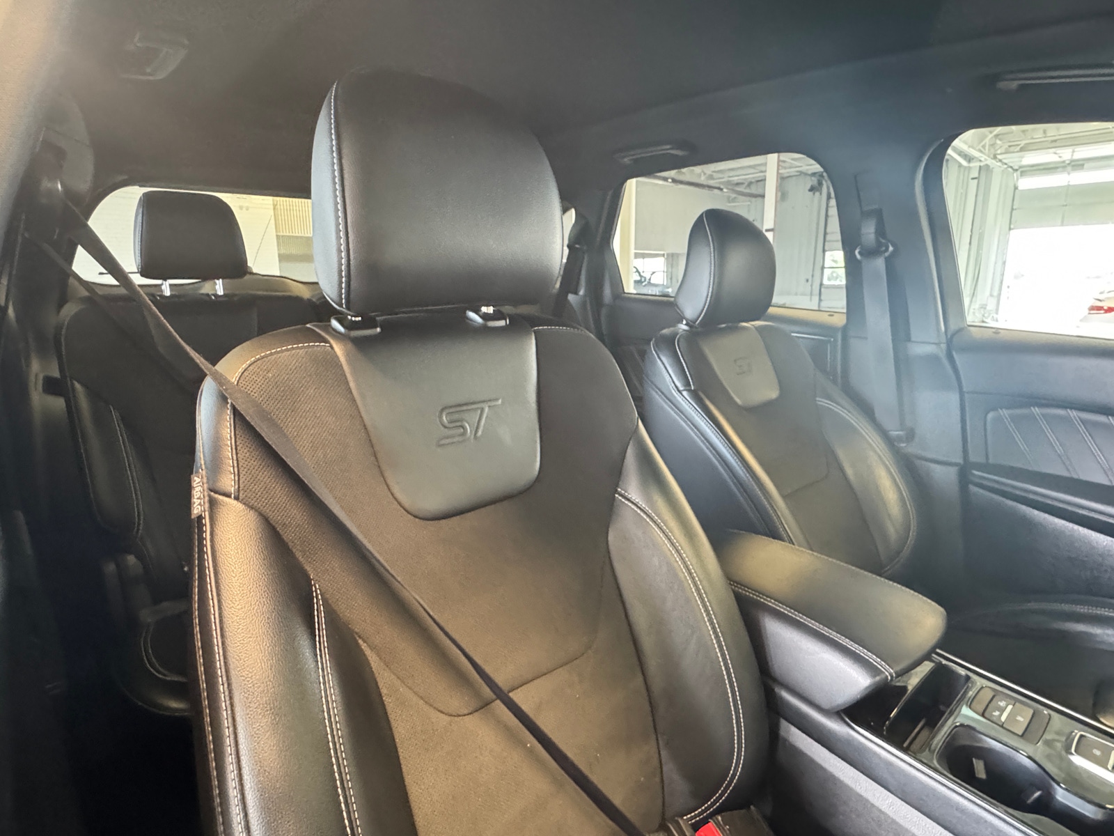 Thumbnail: 2019 Ford Edge - 2