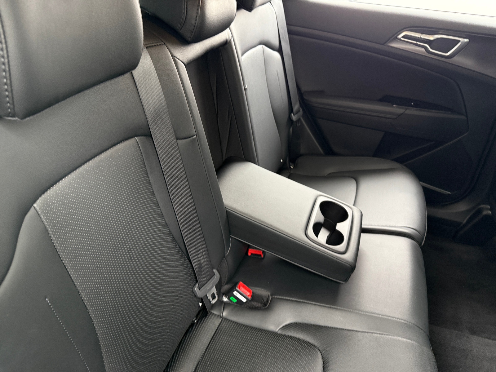 Thumbnail: 2024 Kia Sportage - 5