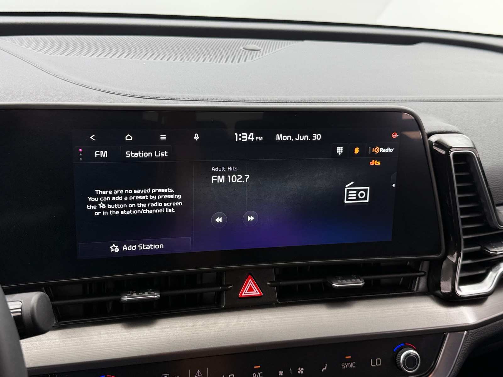 Thumbnail: 2024 Kia Sportage - 3