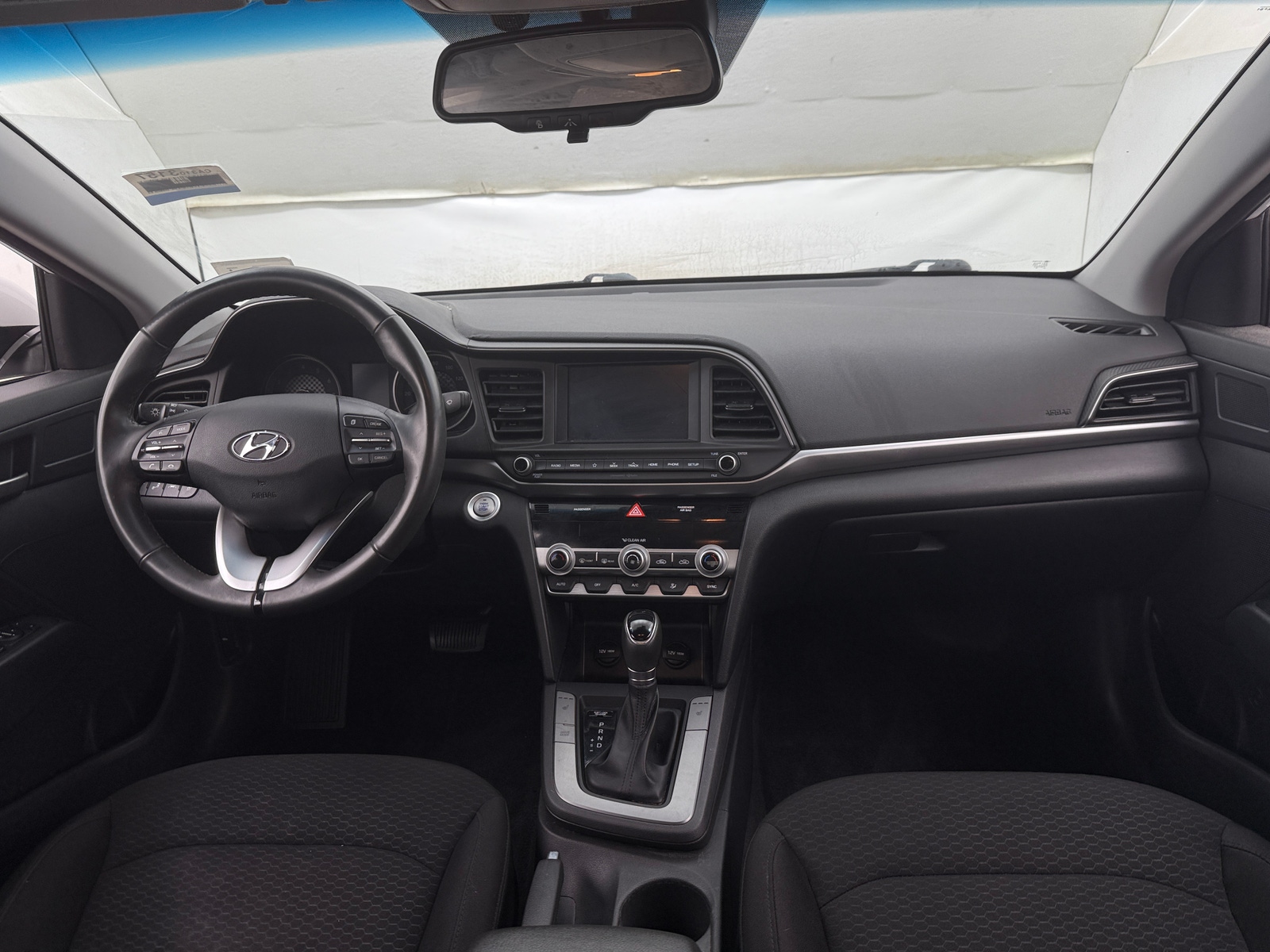 Thumbnail: 2020 Hyundai Elantra - 3