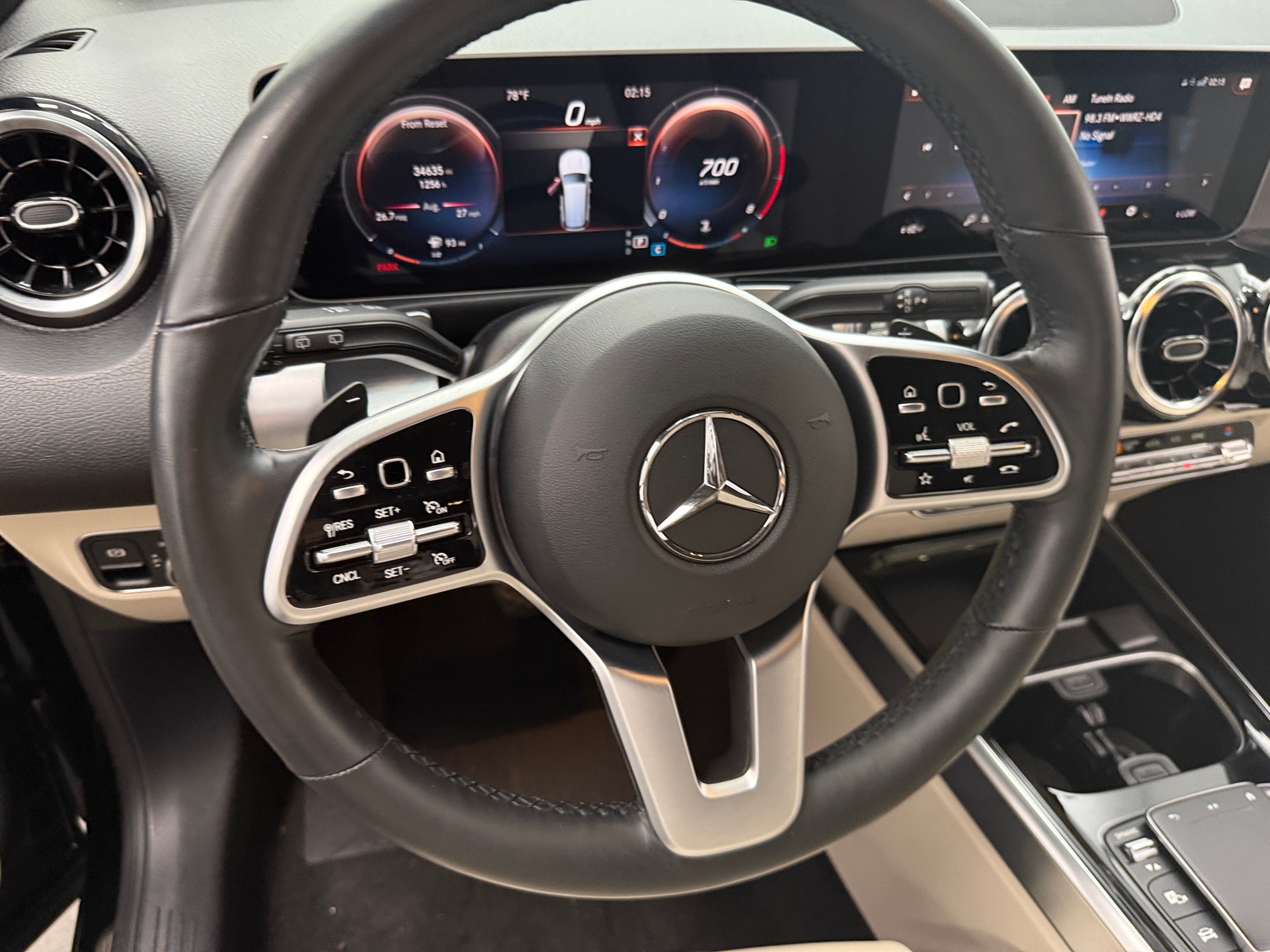 Thumbnail: 2021 Mercedes-Benz GLB - 4
