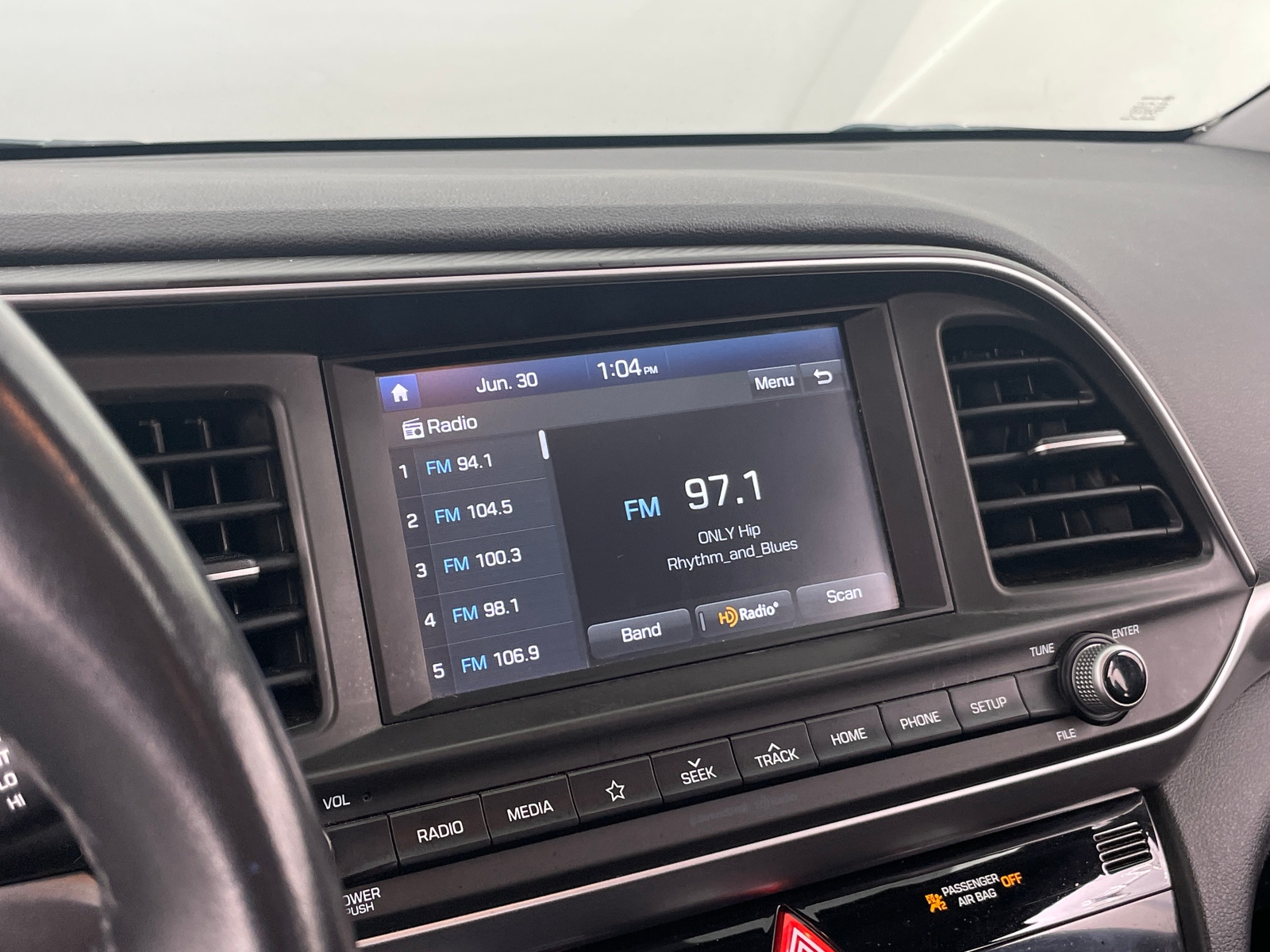 Thumbnail: 2019 Hyundai Elantra - 4