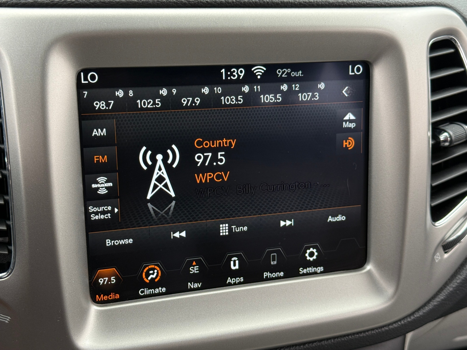 Thumbnail: 2020 Jeep Compass - 4