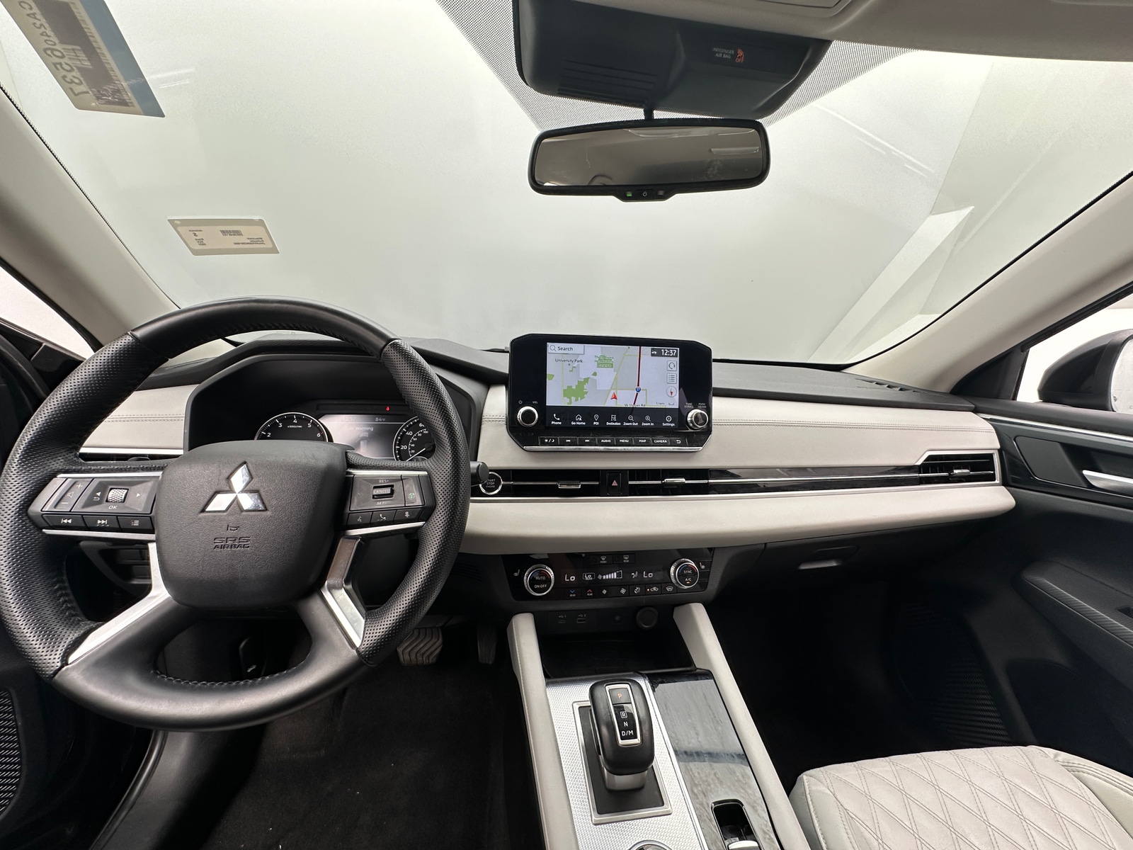 Thumbnail: 2022 Mitsubishi Outlander - 2