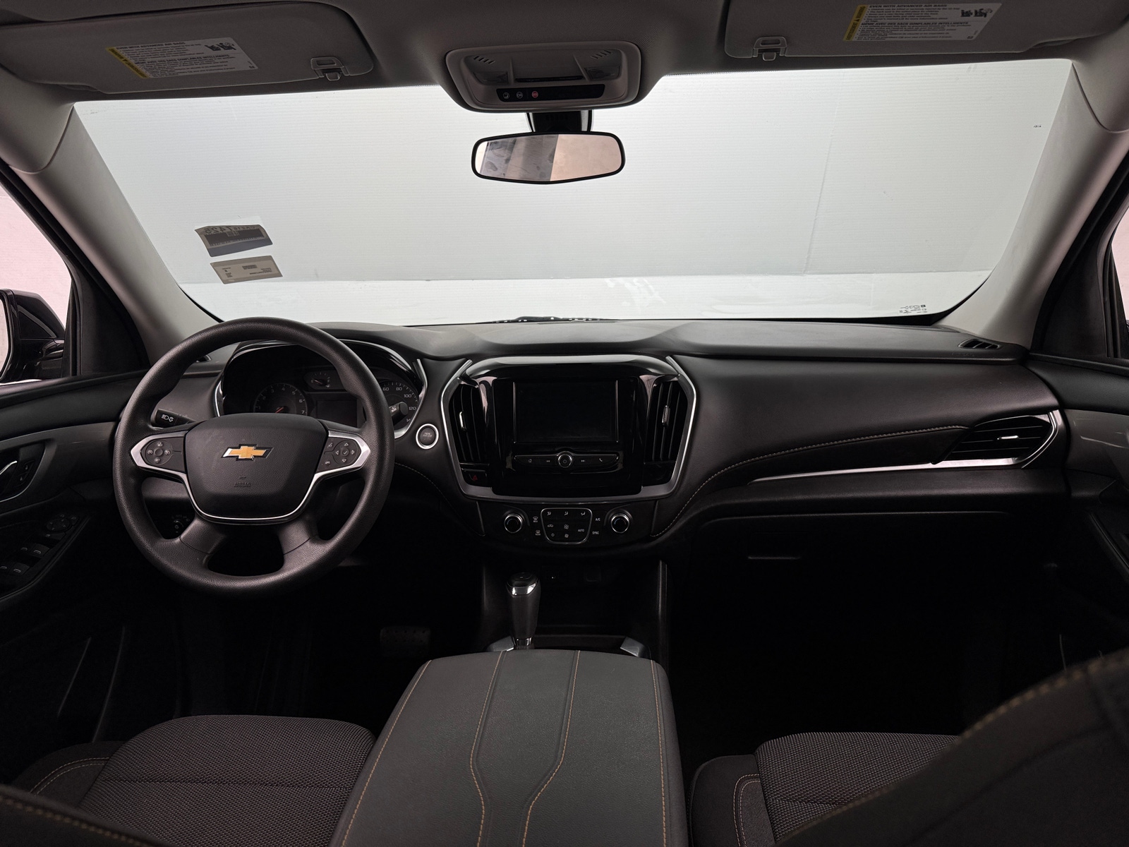 Thumbnail: 2020 Chevrolet Traverse - 3