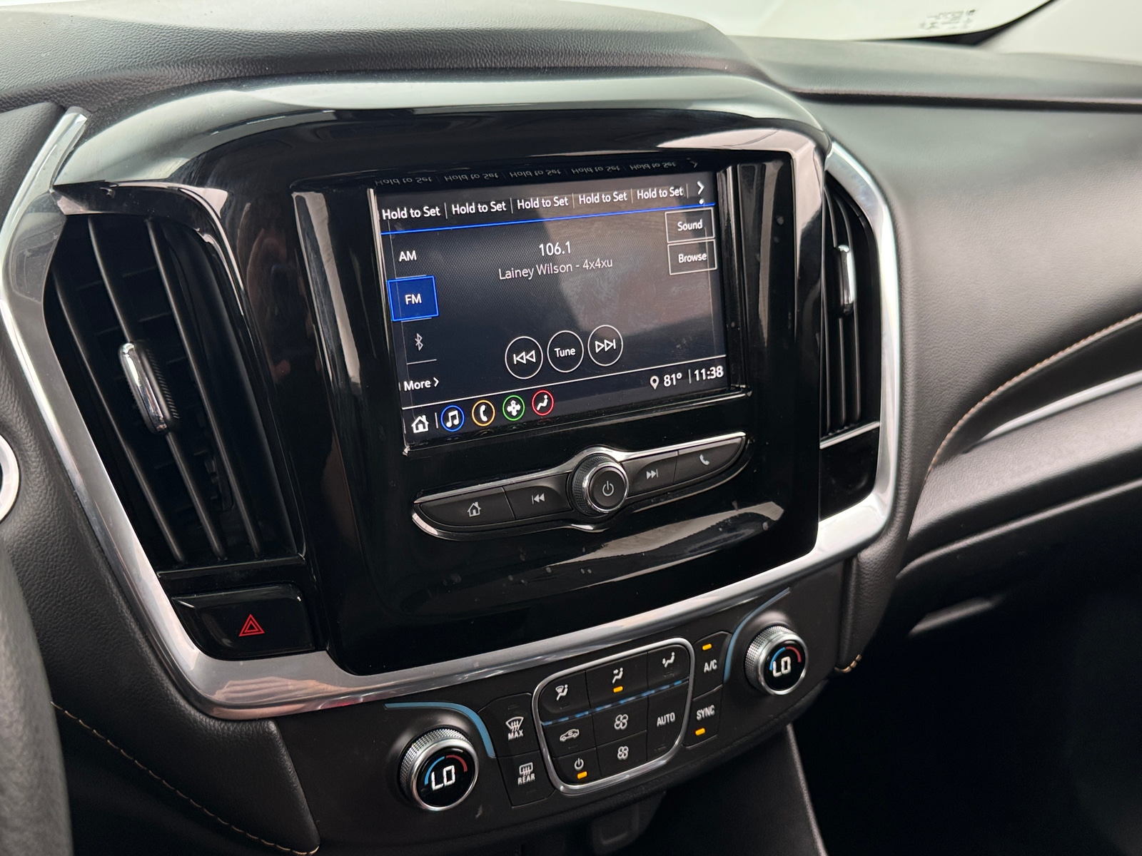 Thumbnail: 2020 Chevrolet Traverse - 4