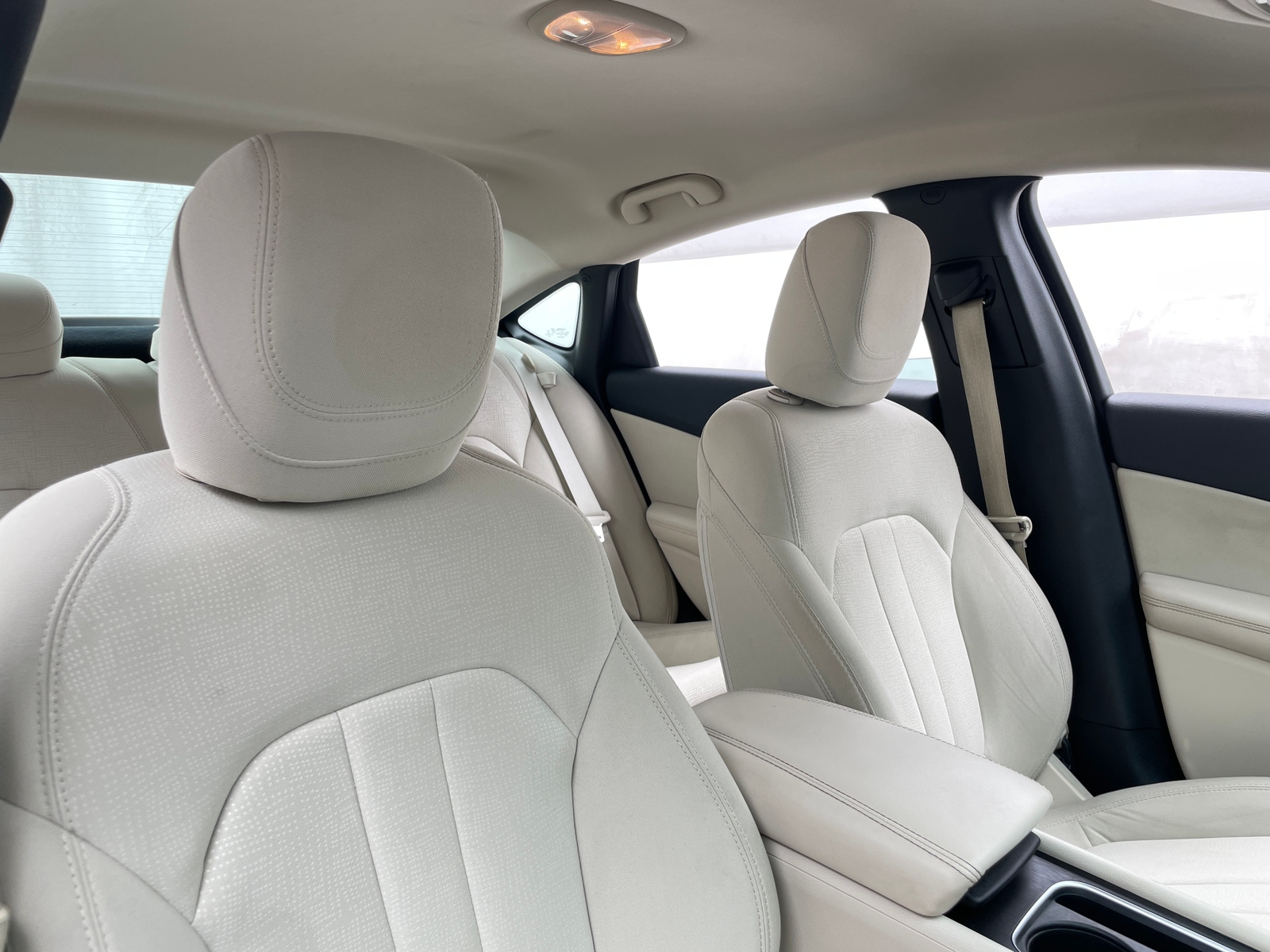 Thumbnail: 2015 Chrysler 200 - 2
