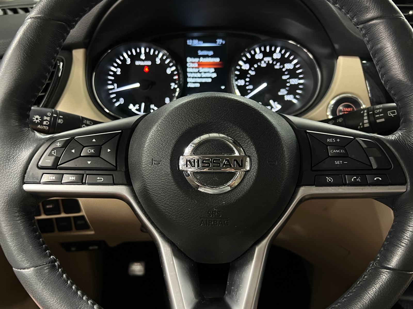 Thumbnail: 2017 Nissan Rogue - 4