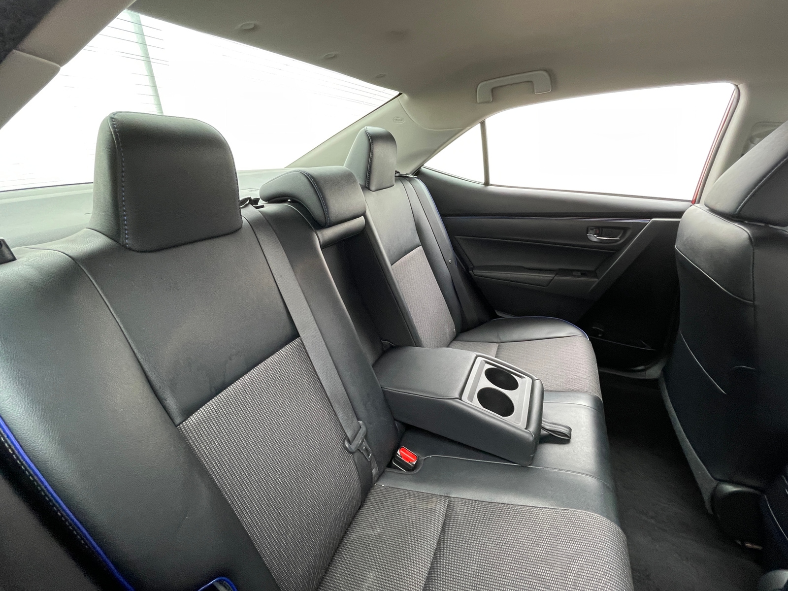 Thumbnail: 2017 Toyota Corolla - 5