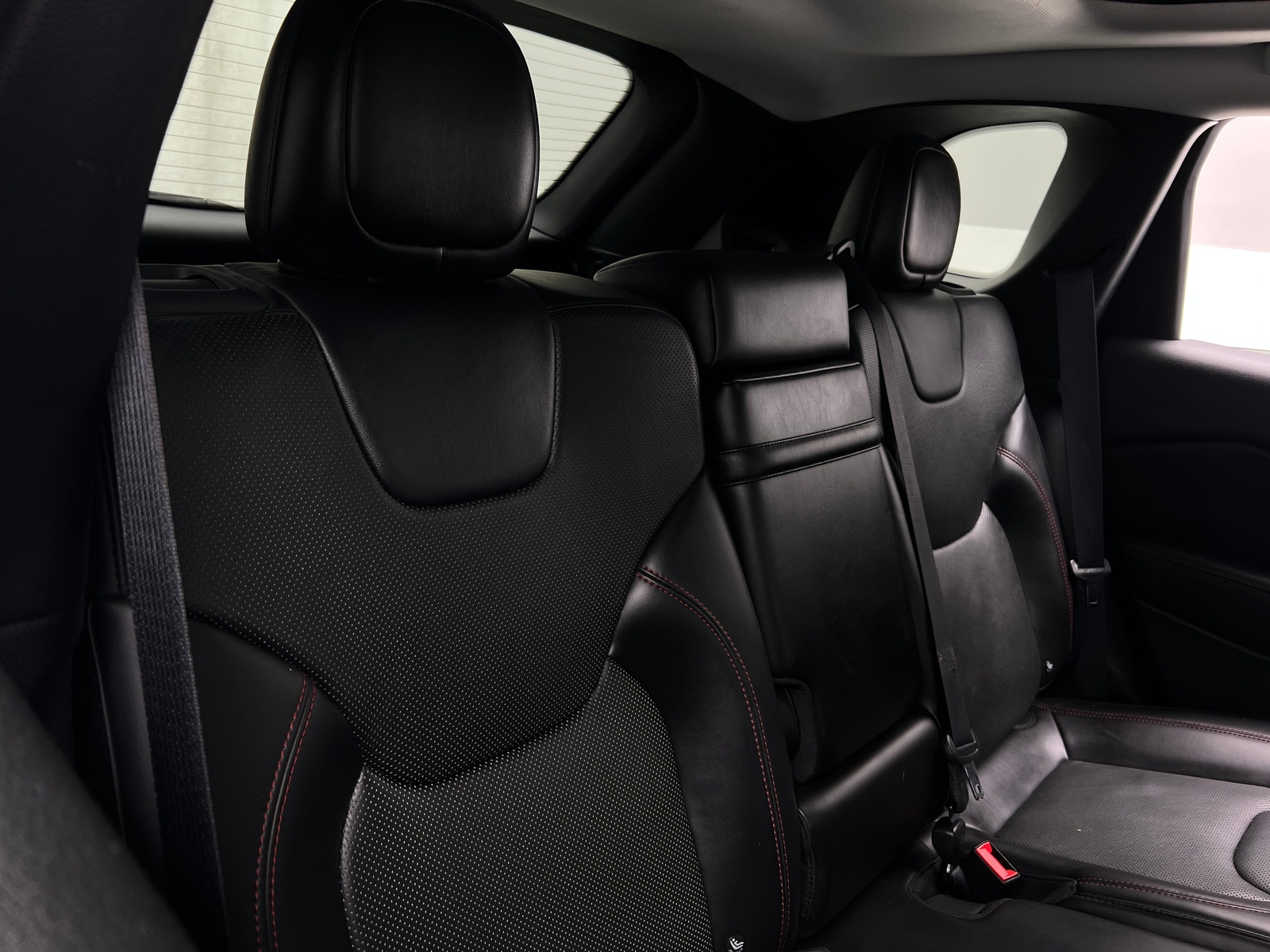 Thumbnail: 2019 Jeep Cherokee - 5