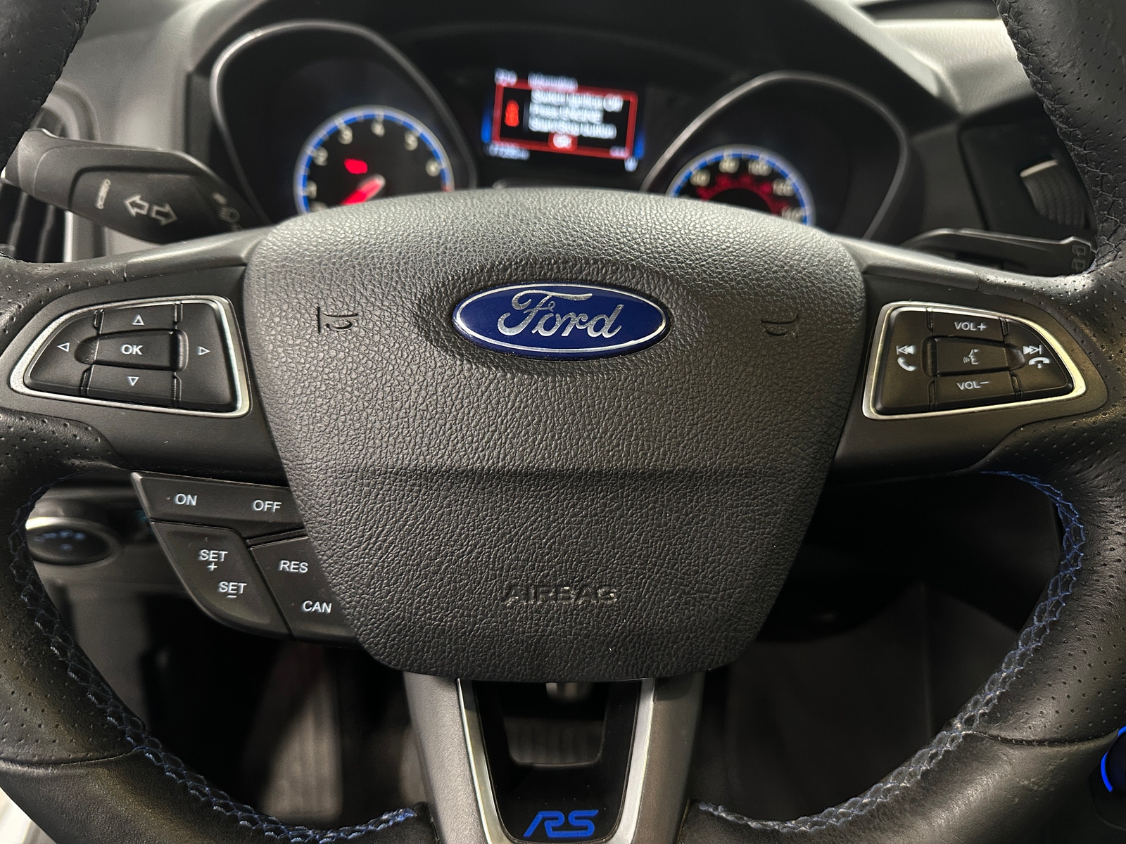 Thumbnail: 2016 Ford Focus - 4