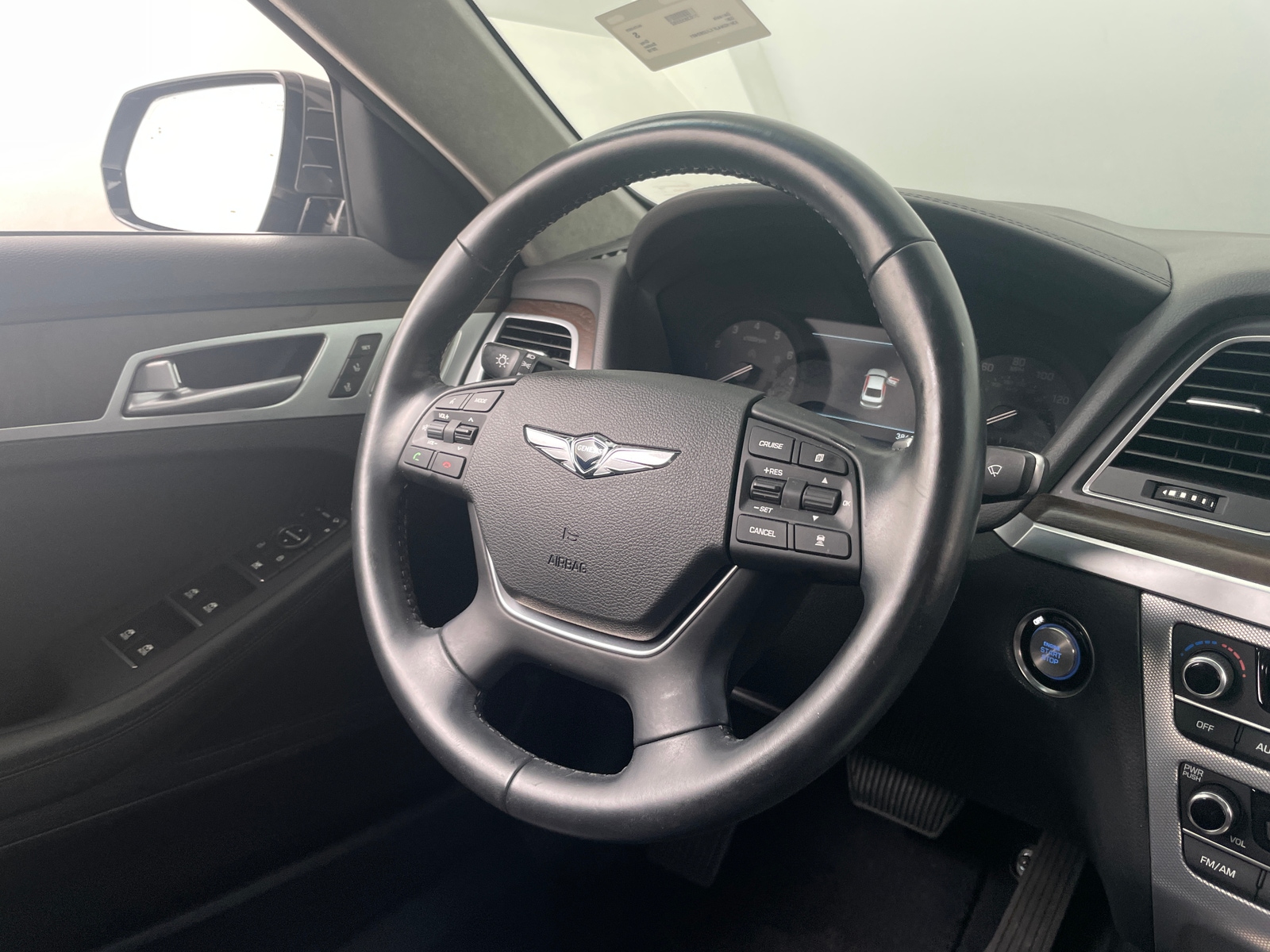Thumbnail: 2018 Genesis G80 - 4