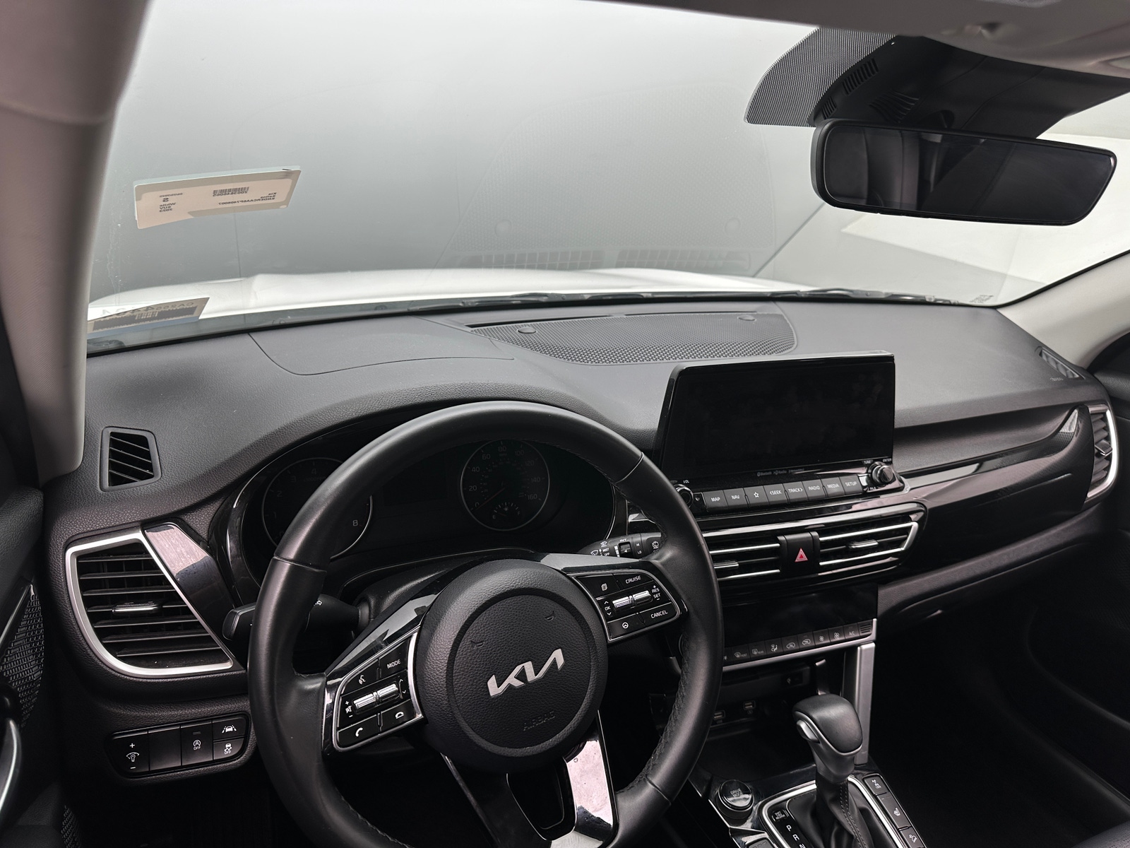 Thumbnail: 2023 Kia Seltos - 2