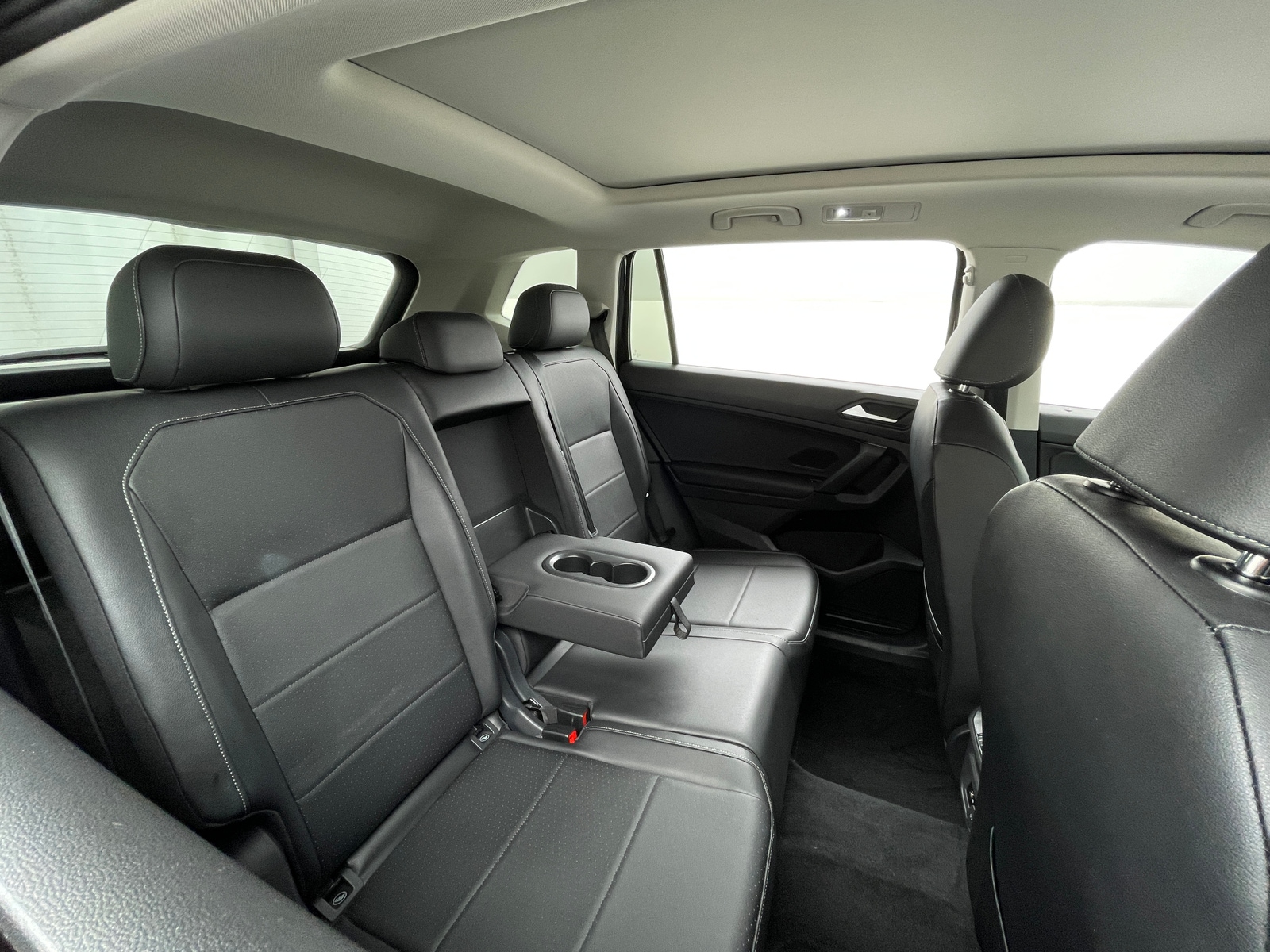 Thumbnail: 2019 Volkswagen Tiguan - 5