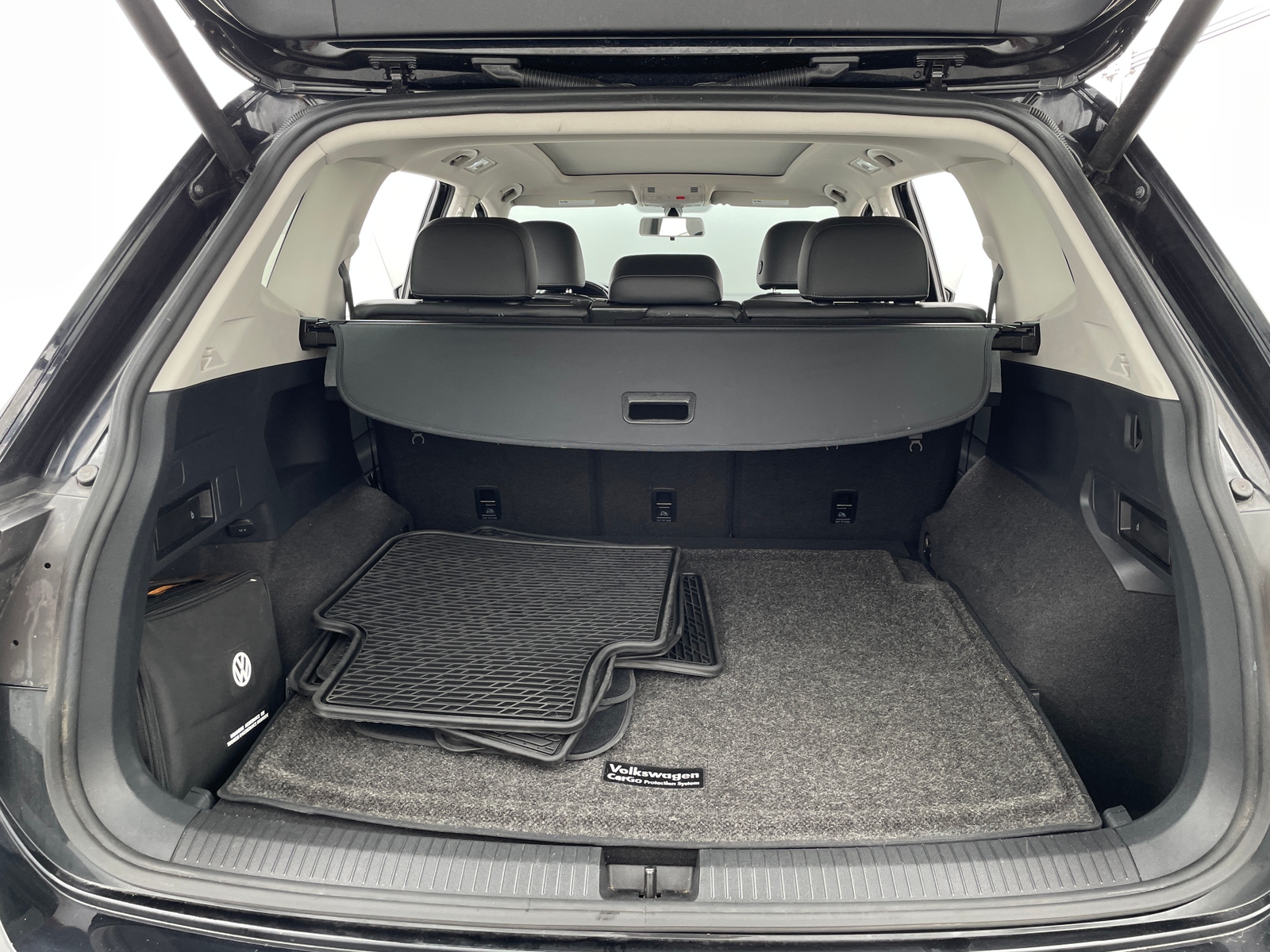 Thumbnail: 2019 Volkswagen Tiguan - 6